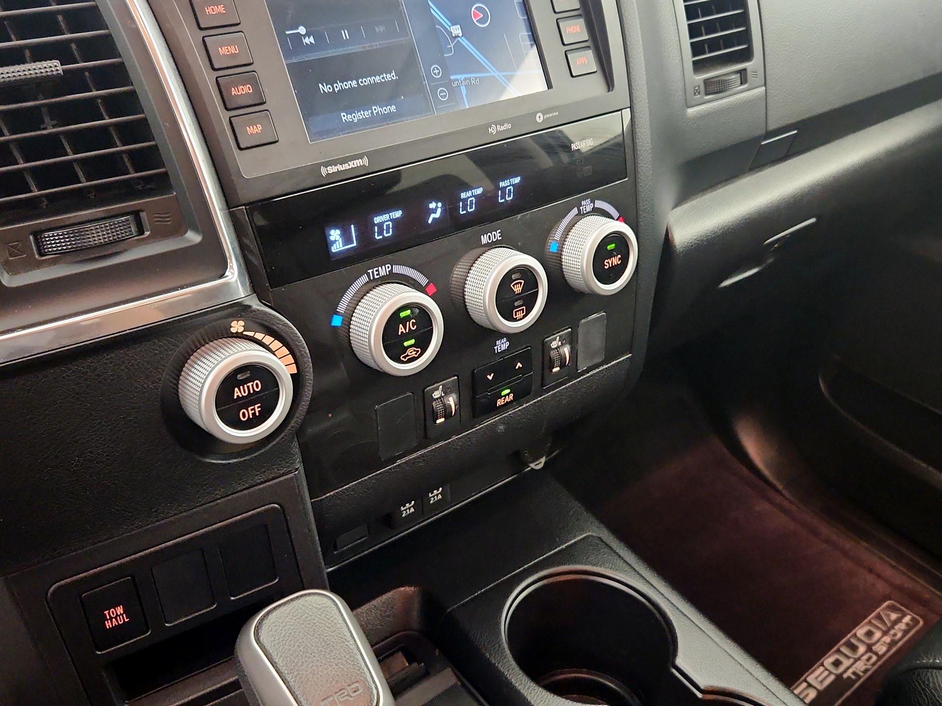 Thumbnail: 2021 Toyota Sequoia - 17