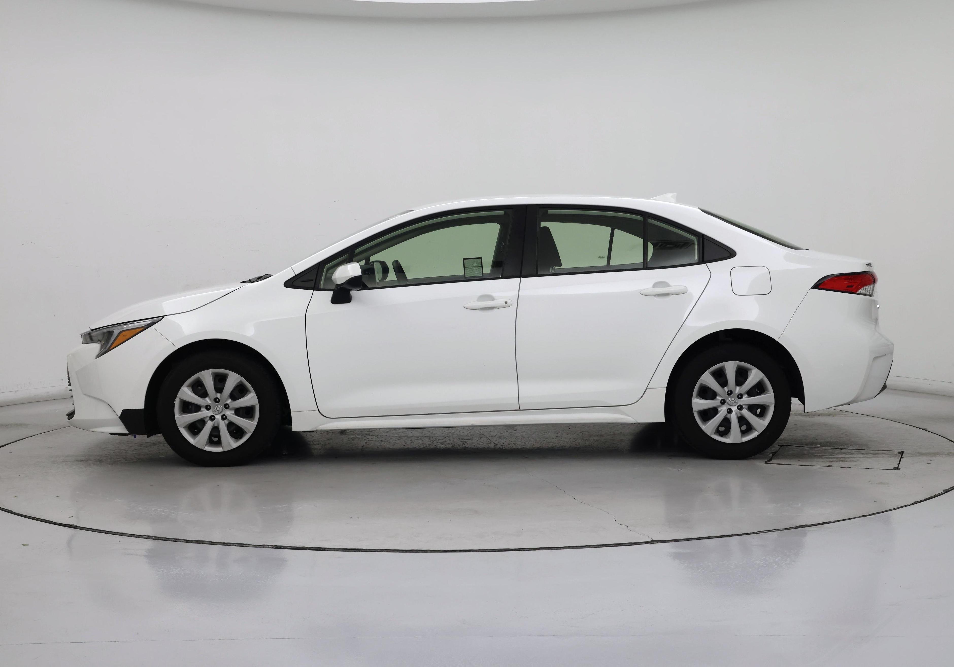 Thumbnail: 2024 Toyota Corolla - 3