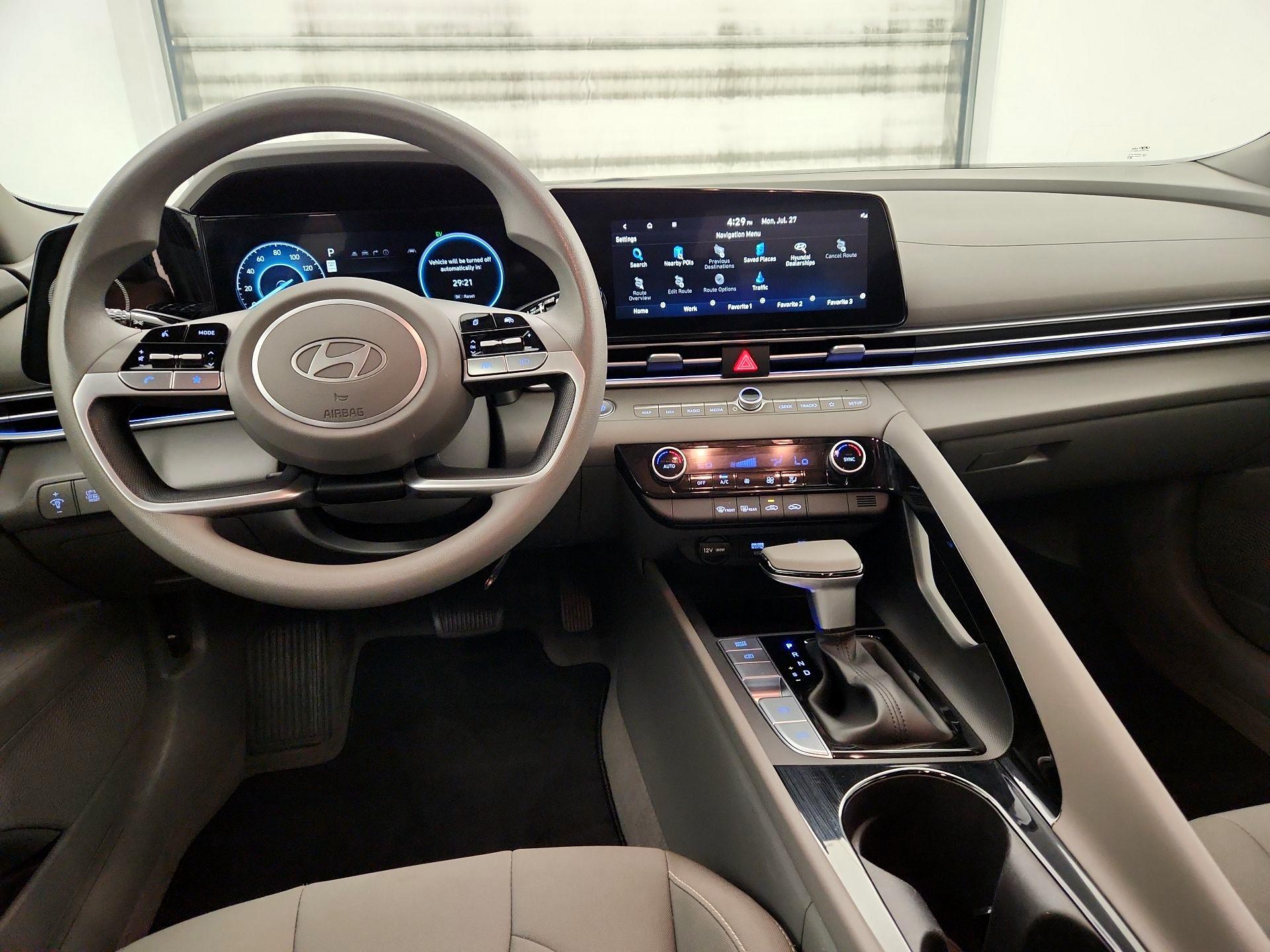 Thumbnail: 2024 Hyundai Elantra - 9