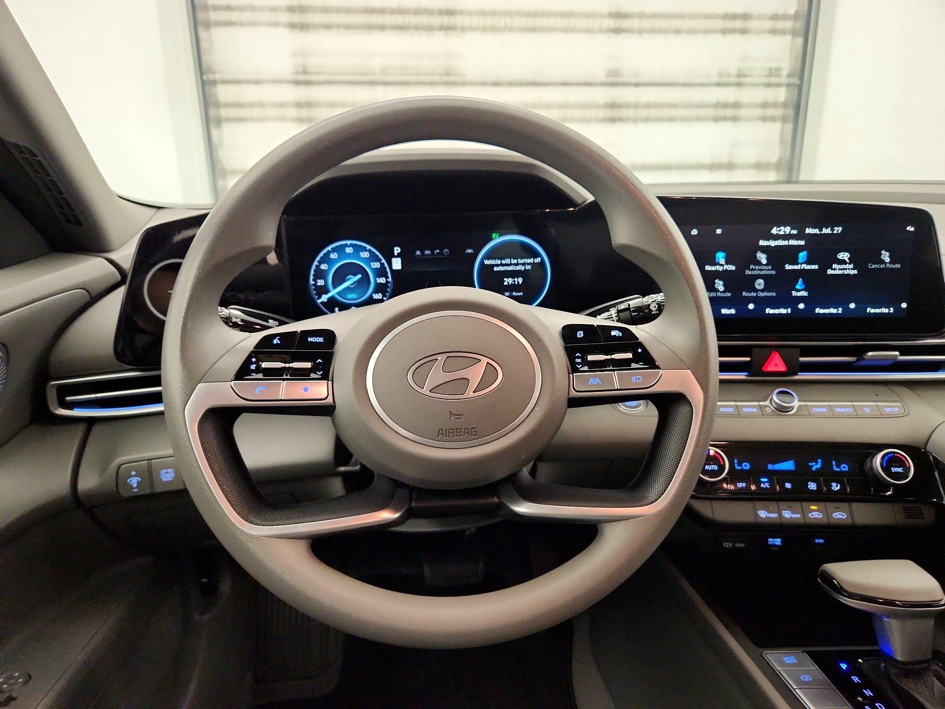 Thumbnail: 2024 Hyundai Elantra - 10