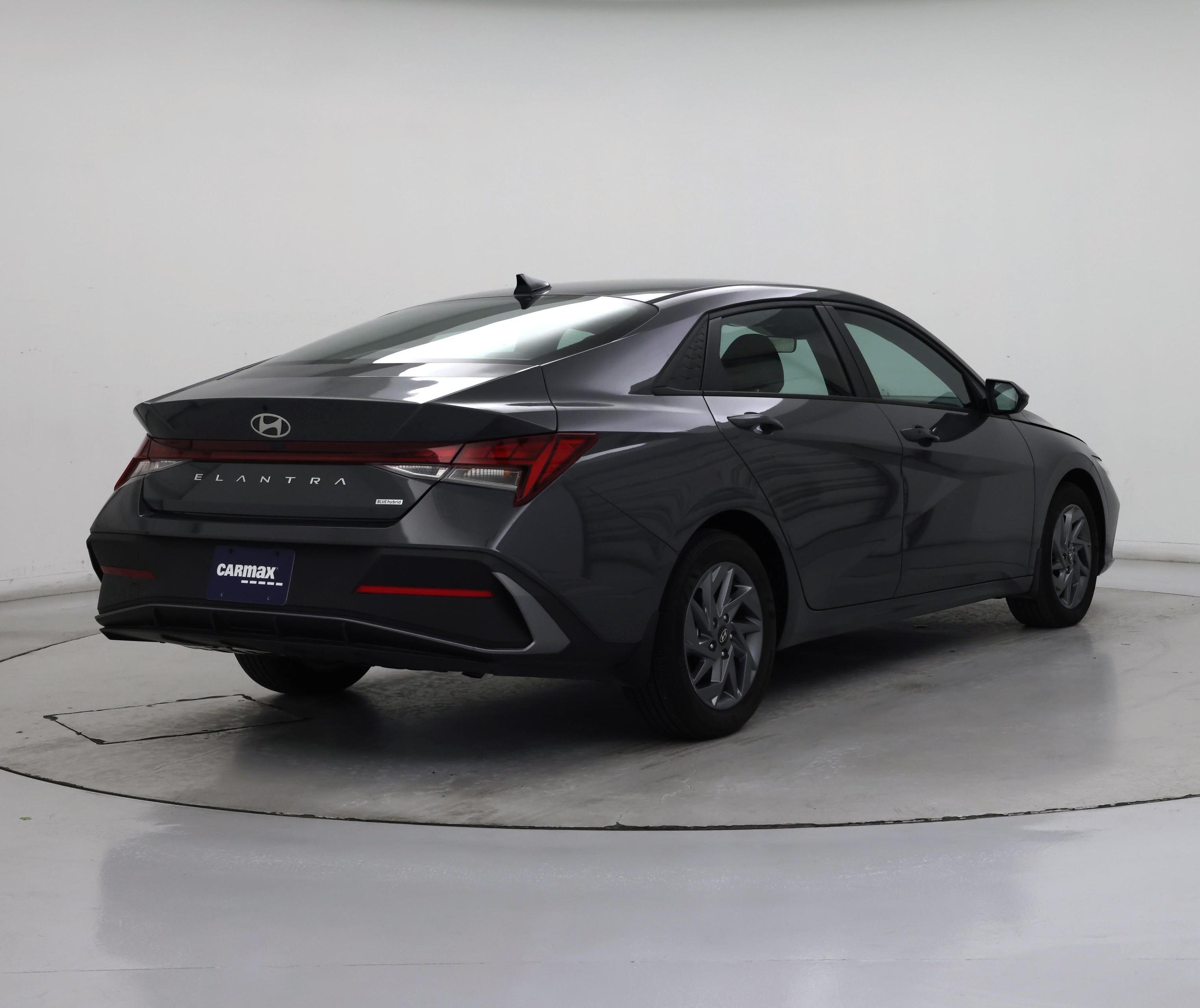 Thumbnail: 2024 Hyundai Elantra - 8