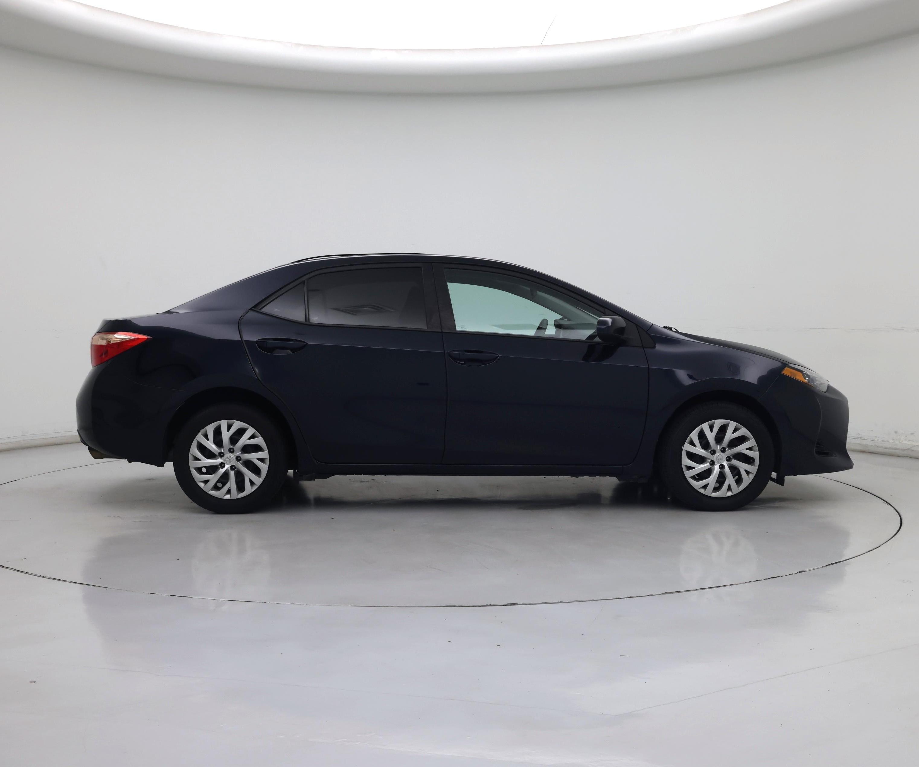 Thumbnail: 2018 Toyota Corolla - 7