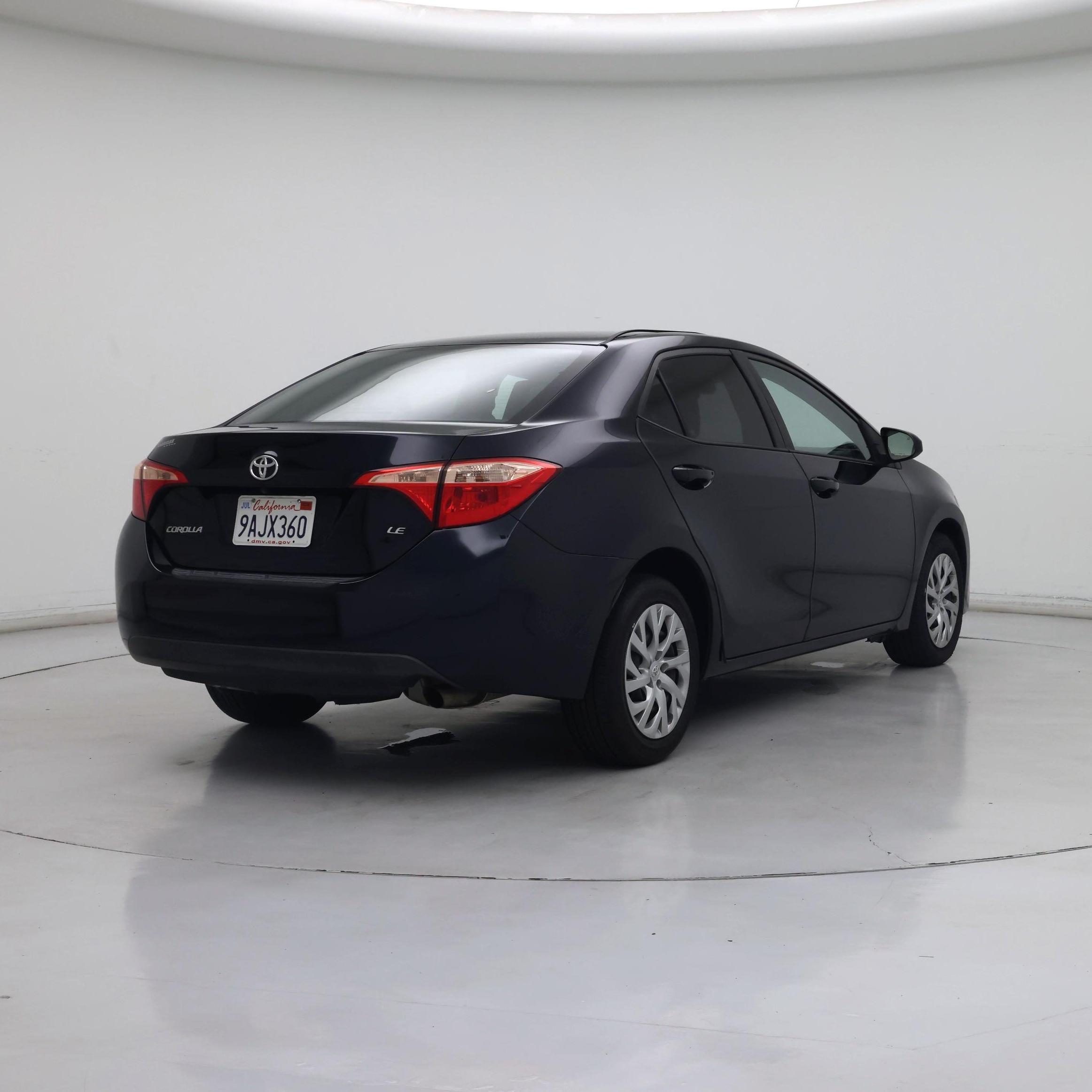 Thumbnail: 2018 Toyota Corolla - 8