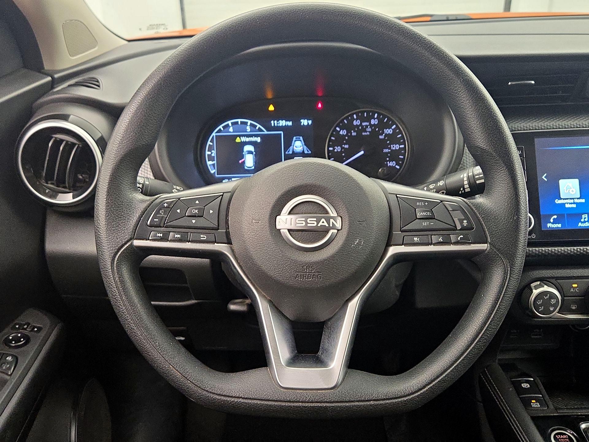 Thumbnail: 2023 Nissan Kicks - 10