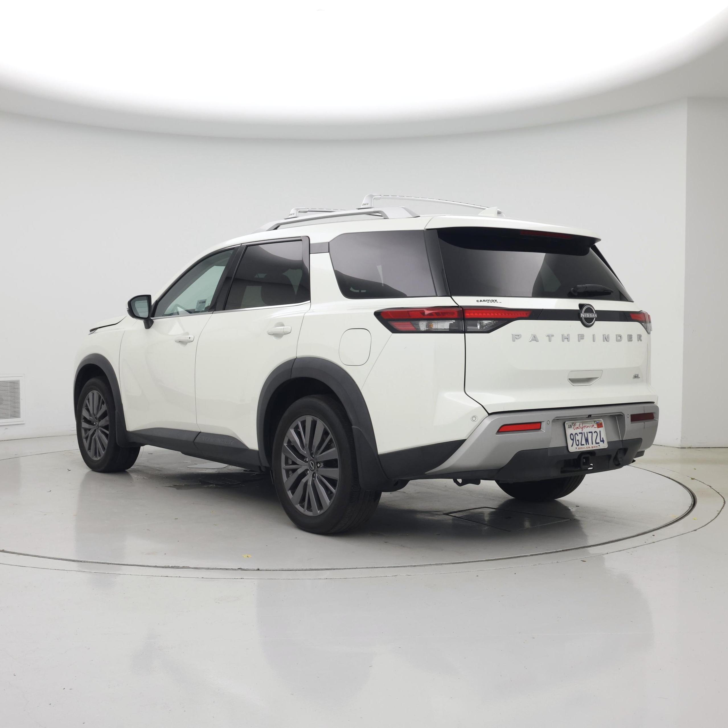 Thumbnail: 2023 Nissan Pathfinder - 2