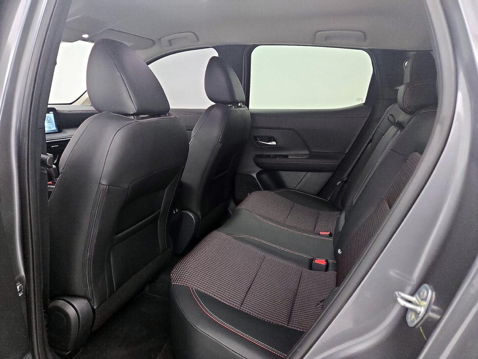 2025 Nissan Kicks SR - Photo 20