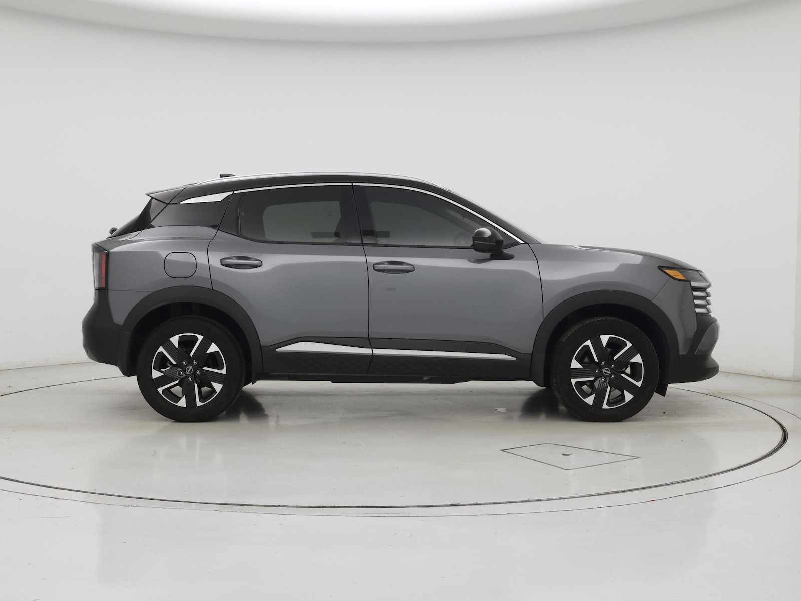 2025 Nissan Kicks SR - Photo 8