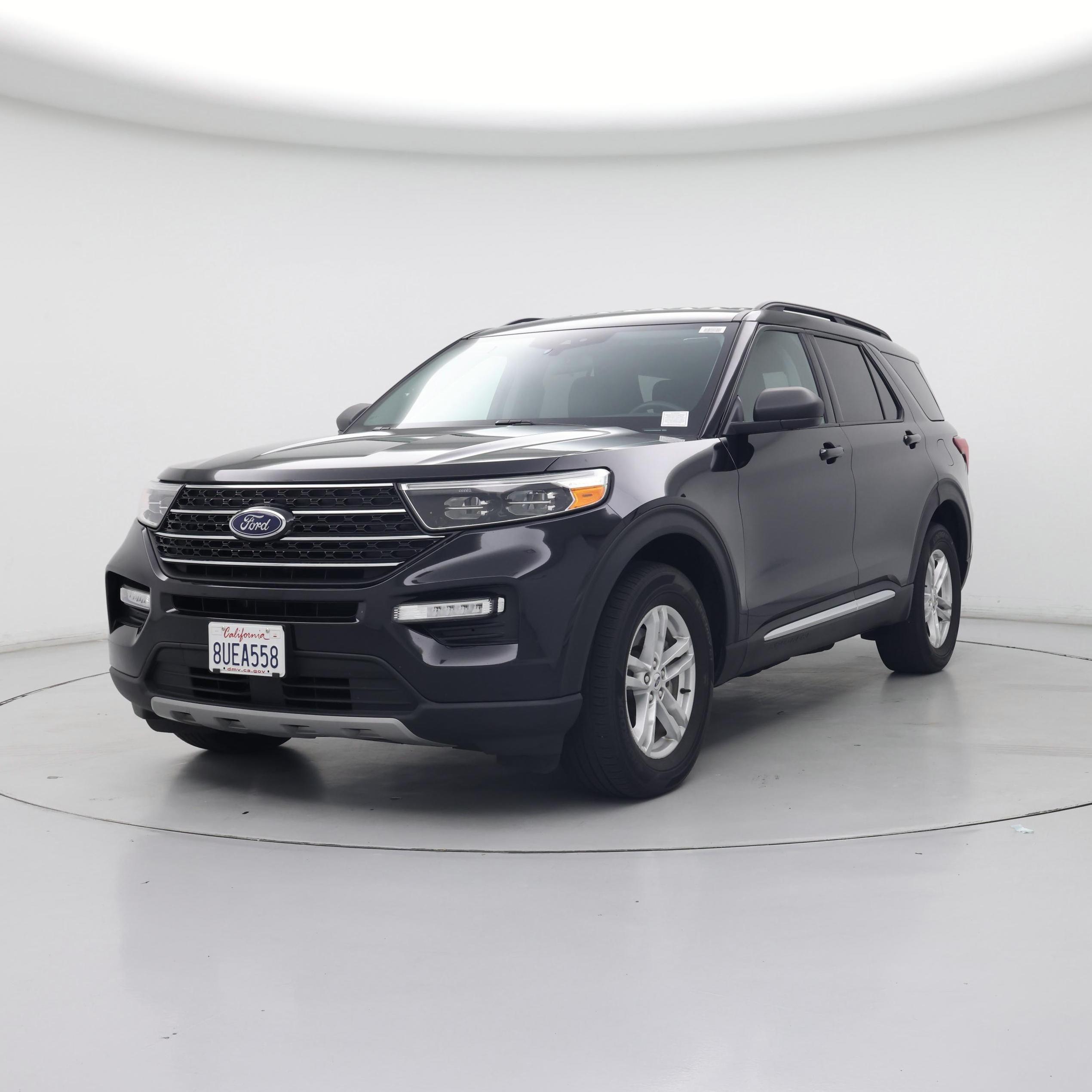 Thumbnail: 2021 Ford Explorer - 4