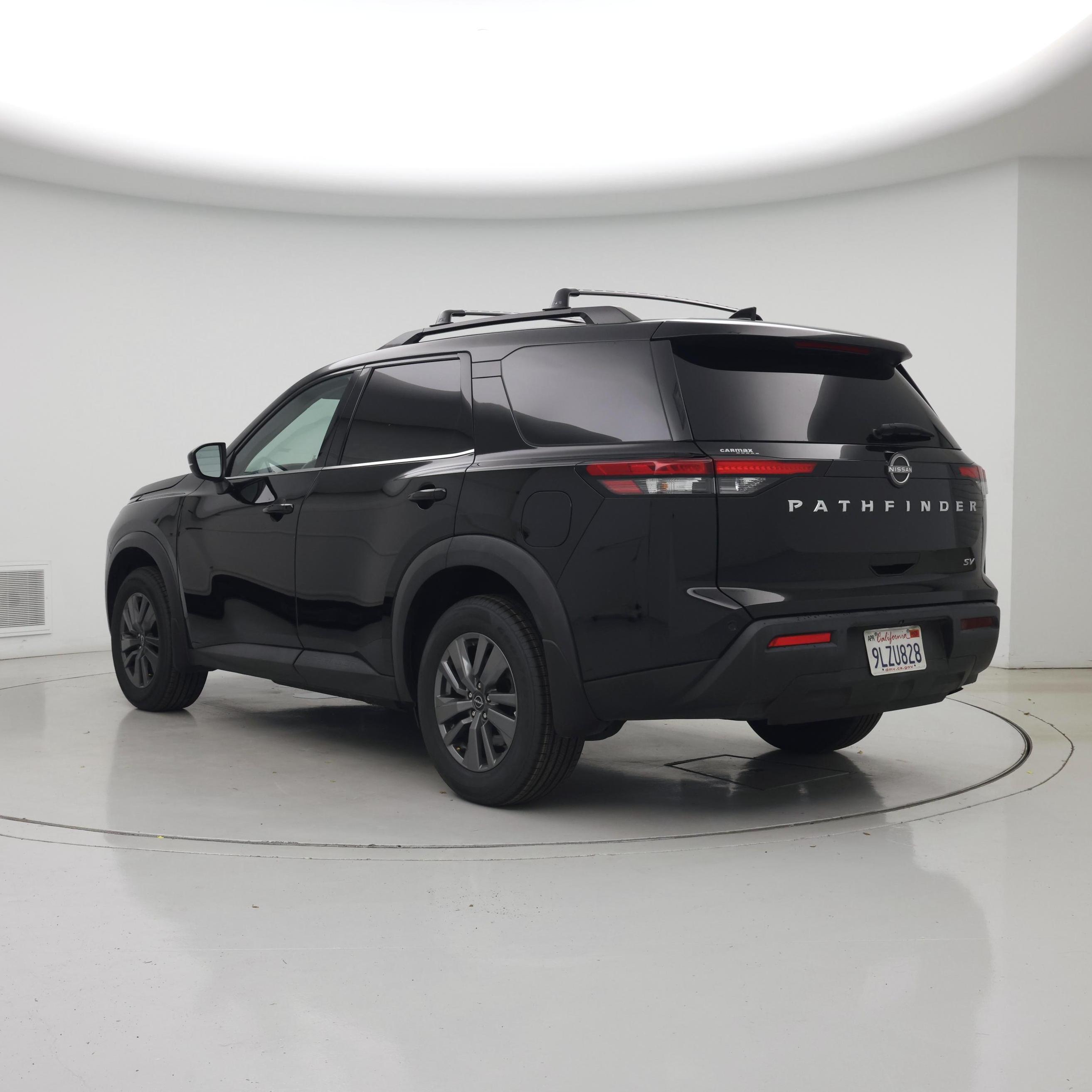 Thumbnail: 2024 Nissan Pathfinder - 2