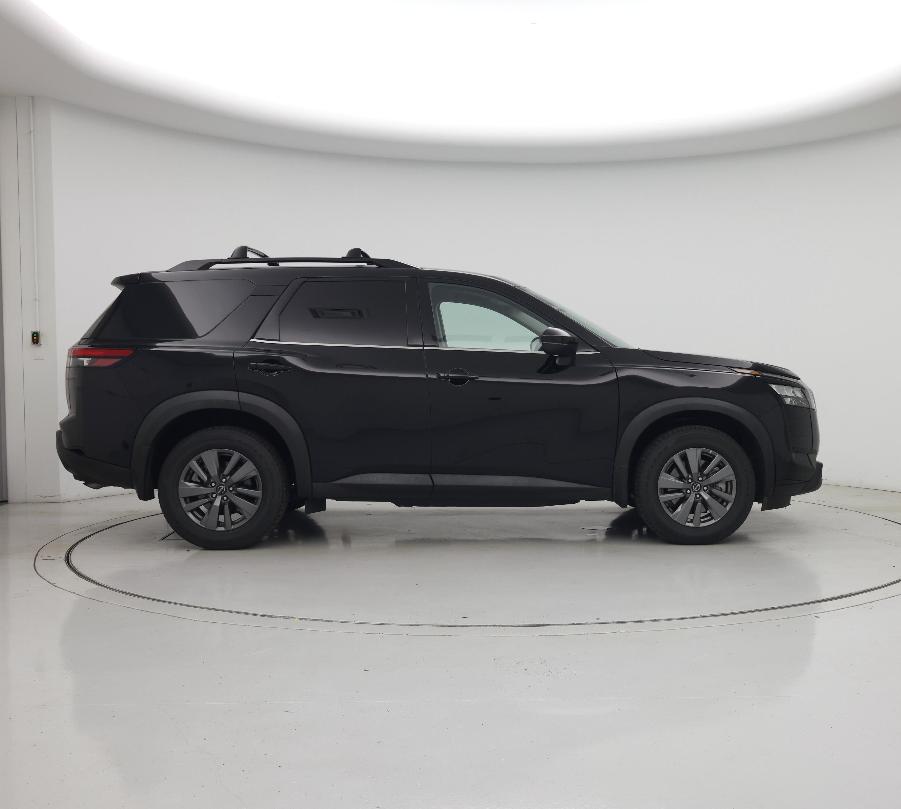 Thumbnail: 2024 Nissan Pathfinder - 7