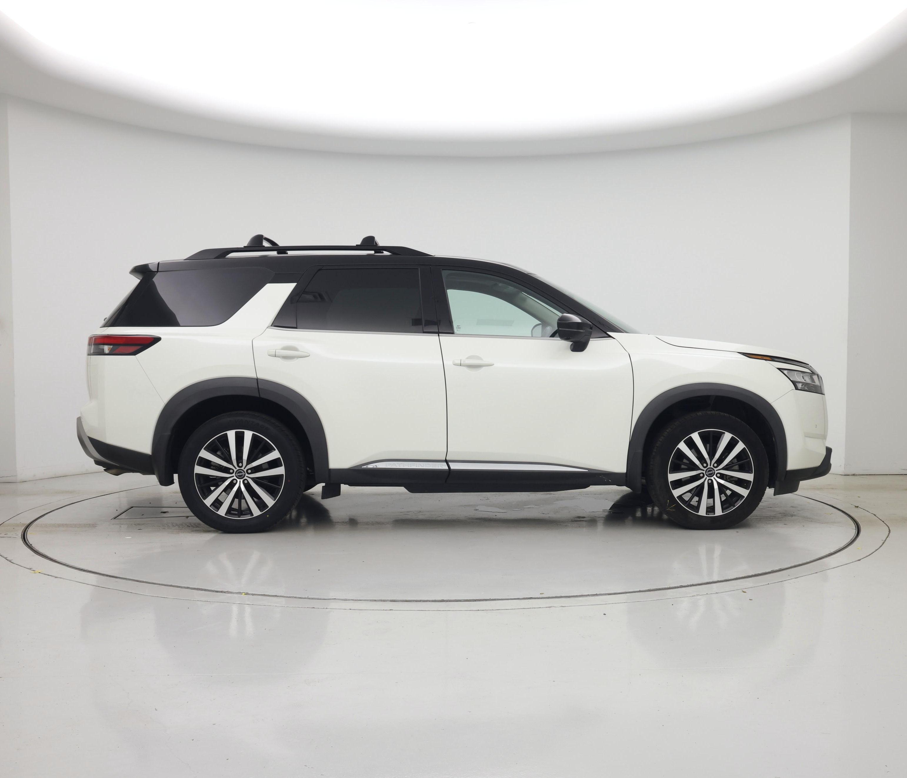 Thumbnail: 2023 Nissan Pathfinder - 7