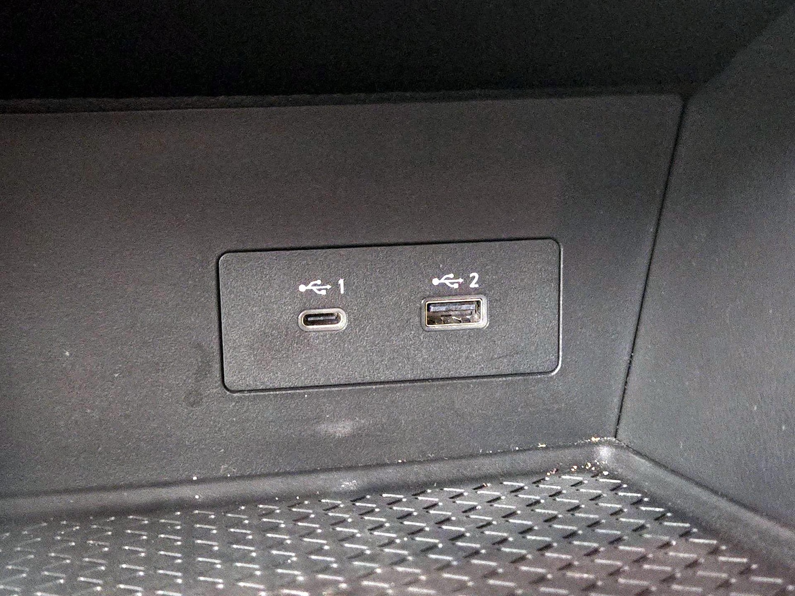 2024 Nissan Pathfinder SV - Photo 19
