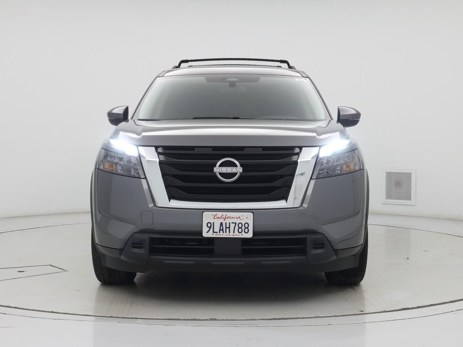 2024 Nissan Pathfinder SV - Photo 6