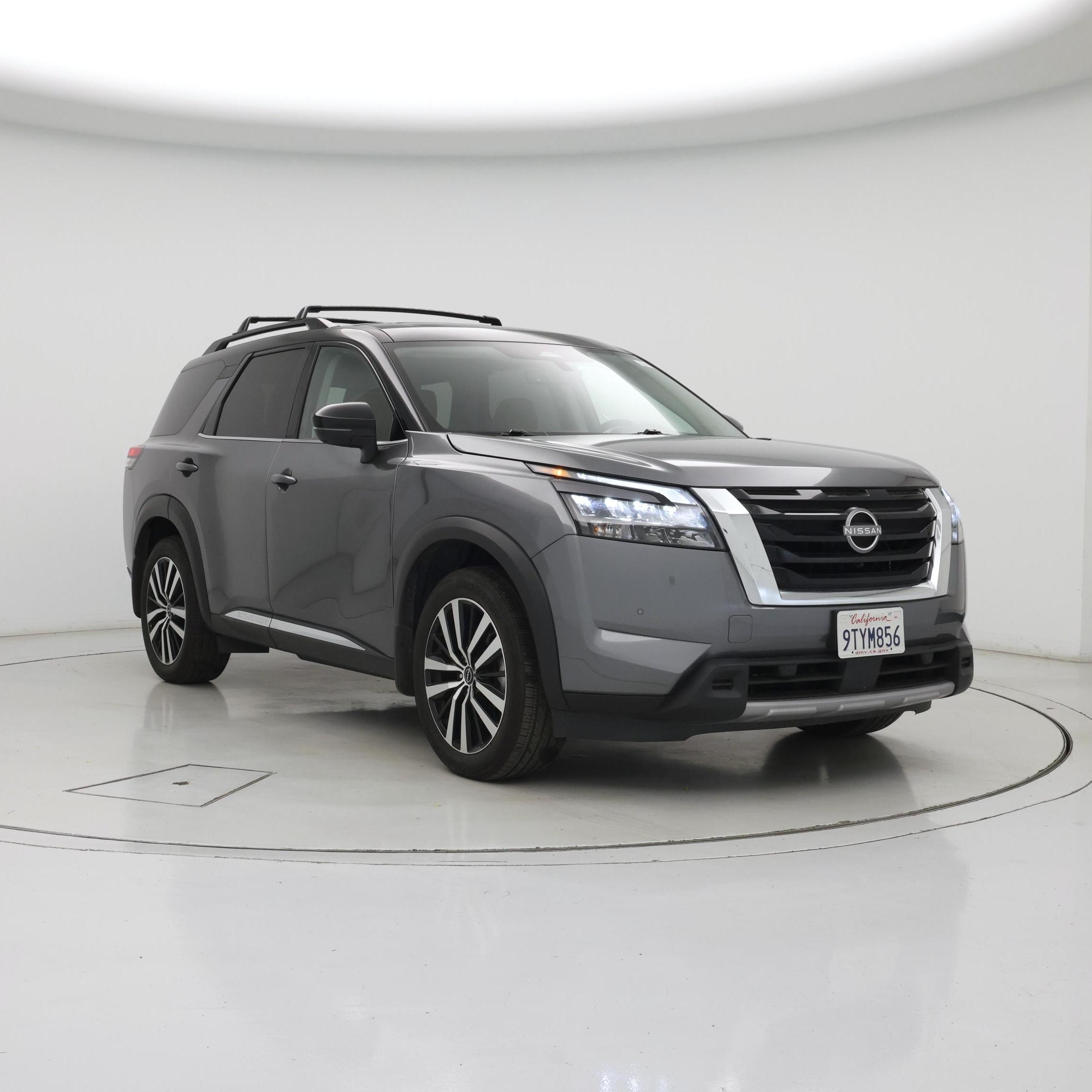 Gray 2025 Nissan Pathfinder SUV / Crossover Front-Wheel Drive Automatic