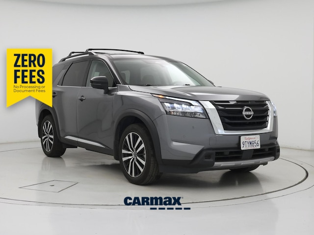 Gray 2025 Nissan Pathfinder SUV / Crossover Front-Wheel Drive Automatic