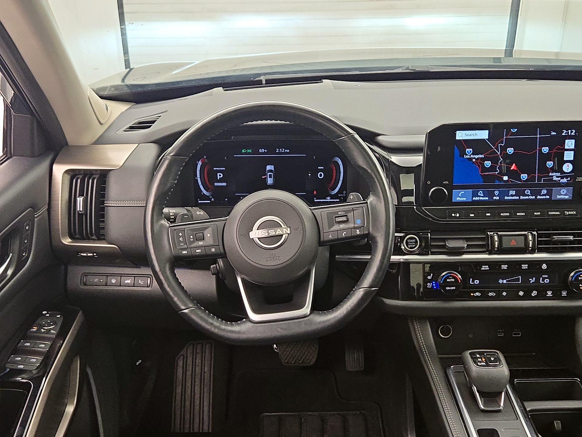 Thumbnail: 2023 Nissan Pathfinder - 10