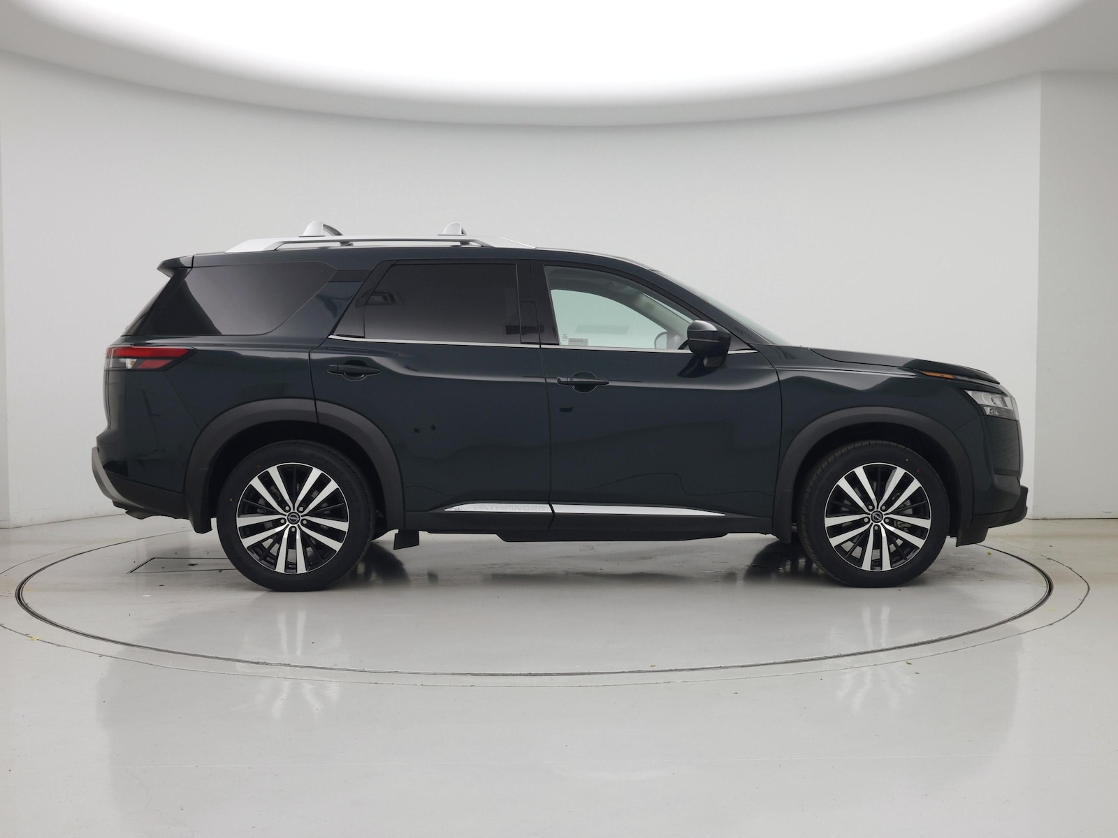 2023 Nissan Pathfinder Platinum - Photo 8
