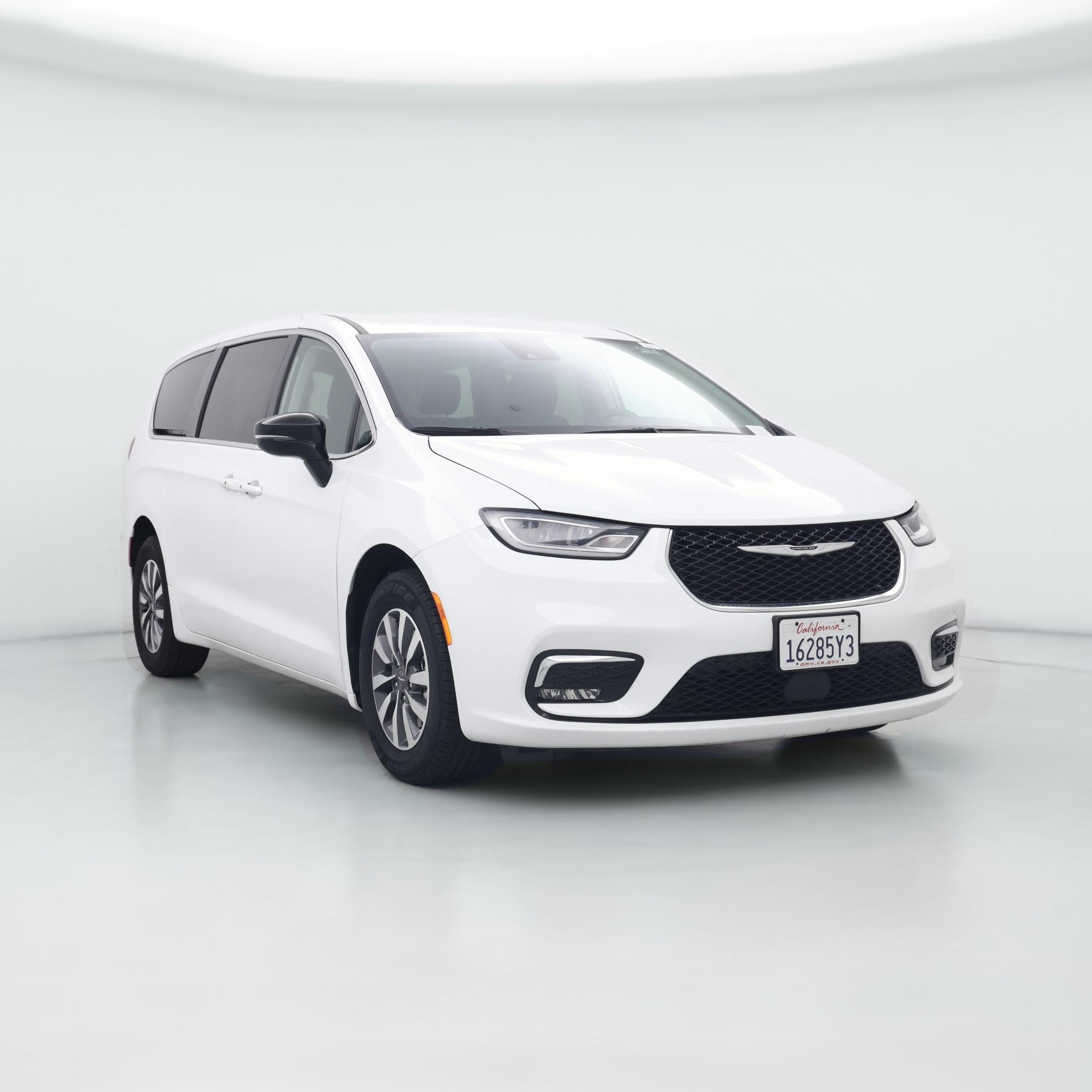 Thumbnail: 2024 Chrysler Pacifica - 1