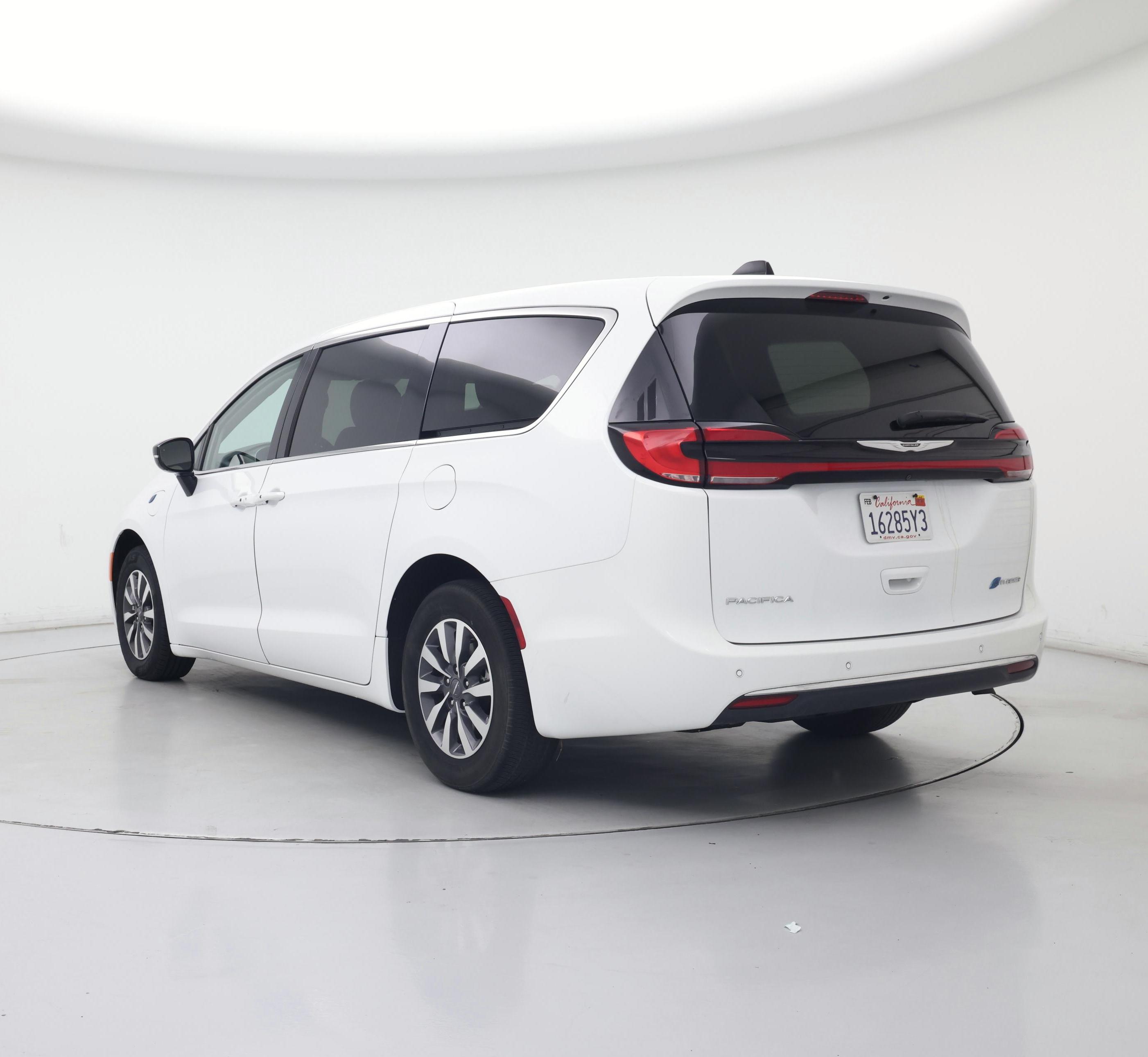 Thumbnail: 2024 Chrysler Pacifica - 2
