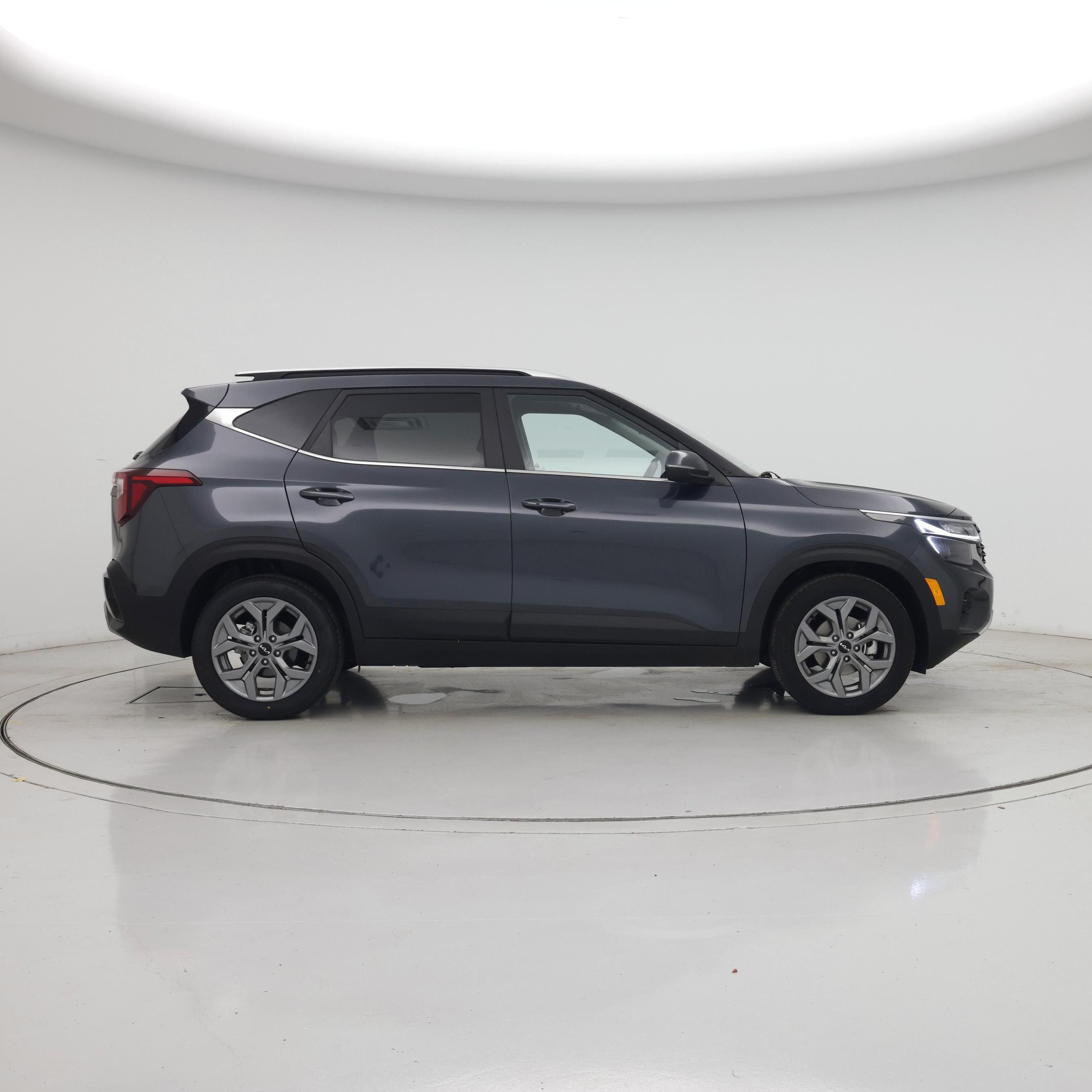 Thumbnail: 2024 Kia Seltos - 7
