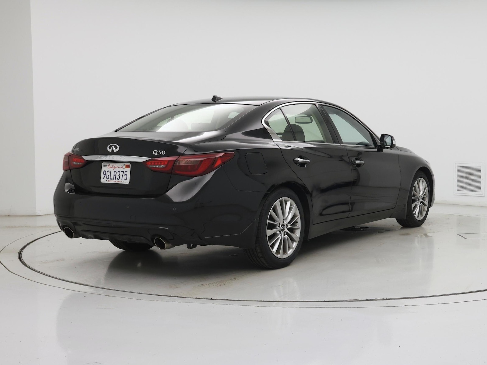 2023 INFINITI Q50 LUXE - Photo 9