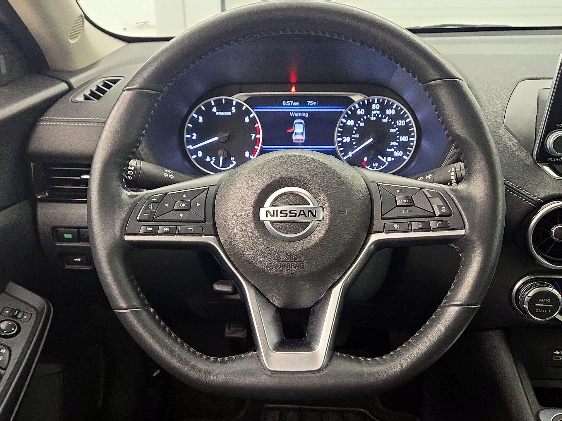 Thumbnail: 2023 Nissan Sentra - 10