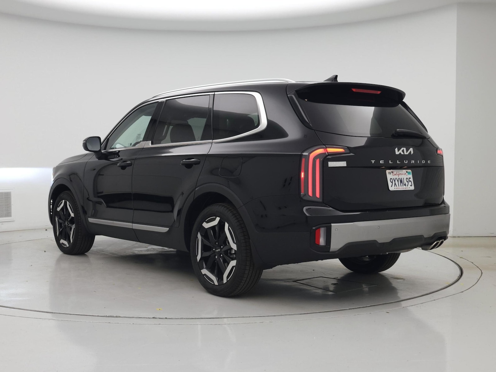 2025 Kia Telluride EX - Photo 3