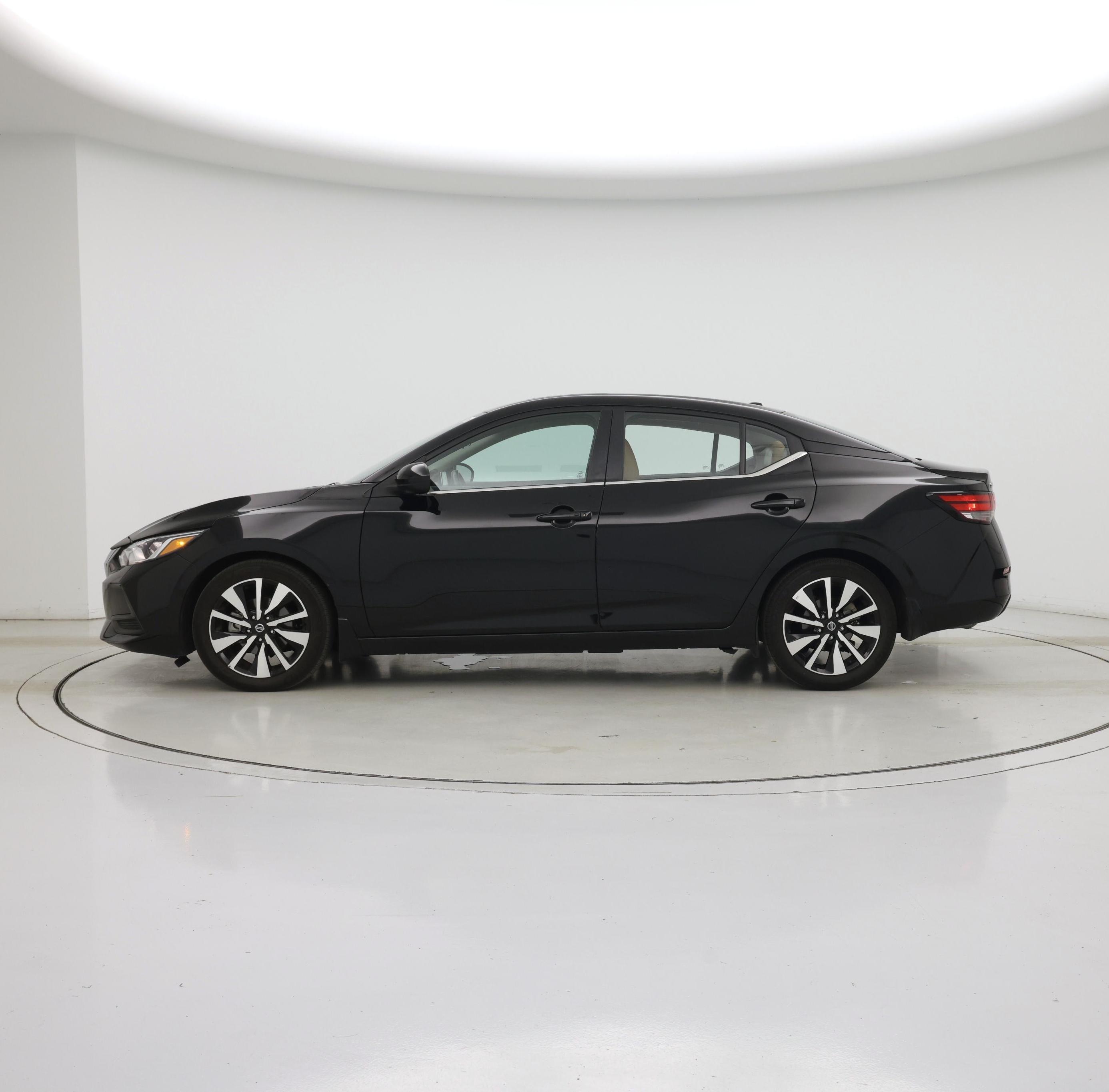 Thumbnail: 2023 Nissan Sentra - 3