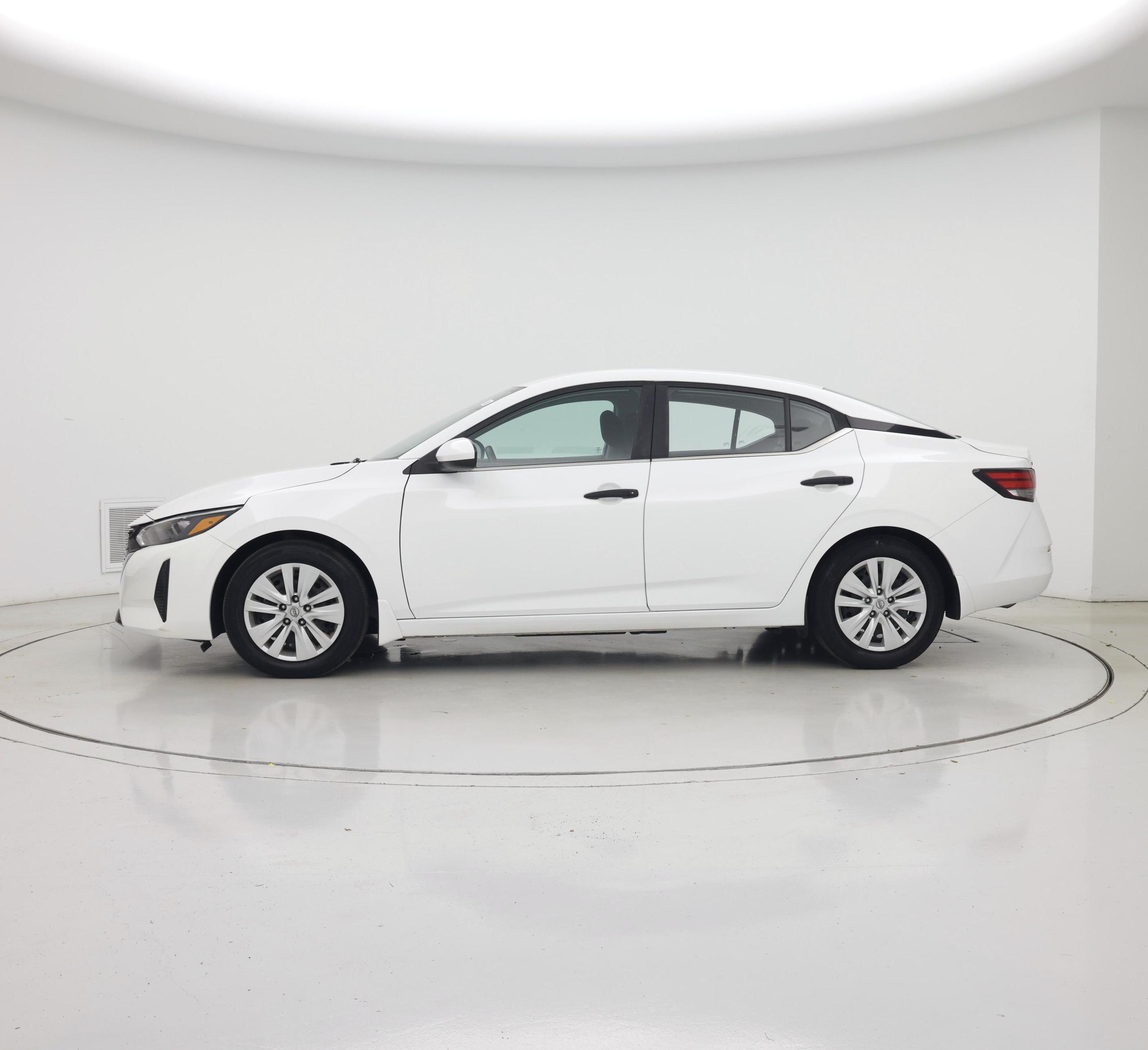 Thumbnail: 2024 Nissan Sentra - 3