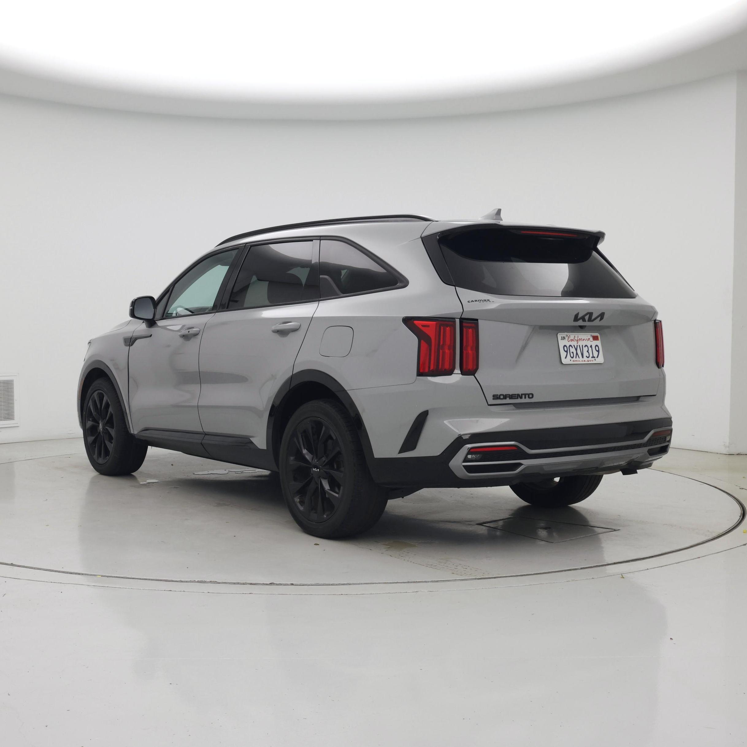 Thumbnail: 2023 Kia Sorento - 2
