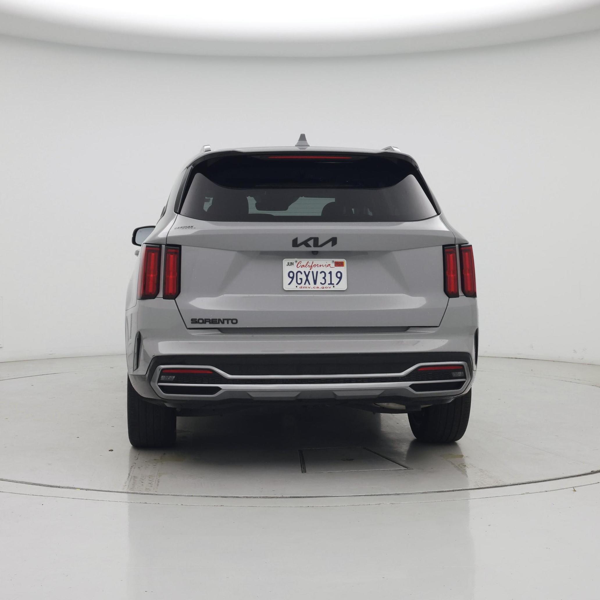 Thumbnail: 2023 Kia Sorento - 6