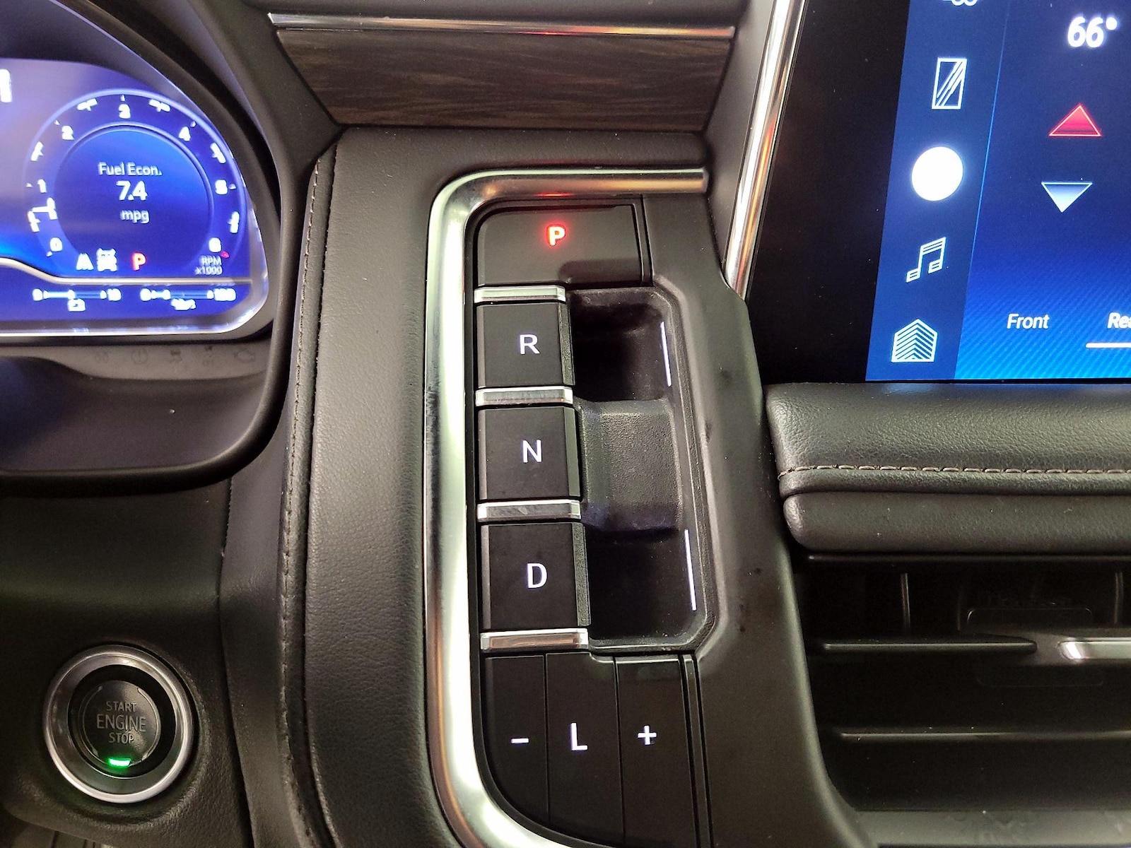 2022 Chevrolet Tahoe Z71 - Photo 18