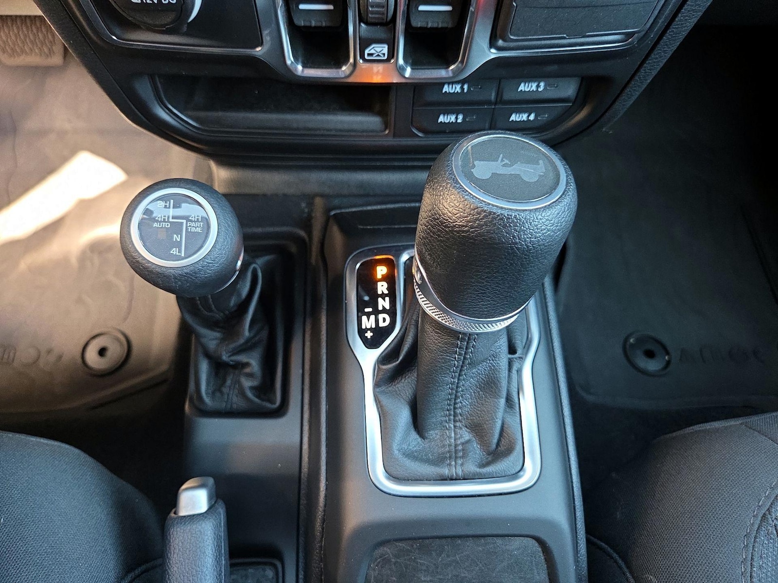 2023 Jeep Wrangler 4xe Willys 4XE - Photo 18