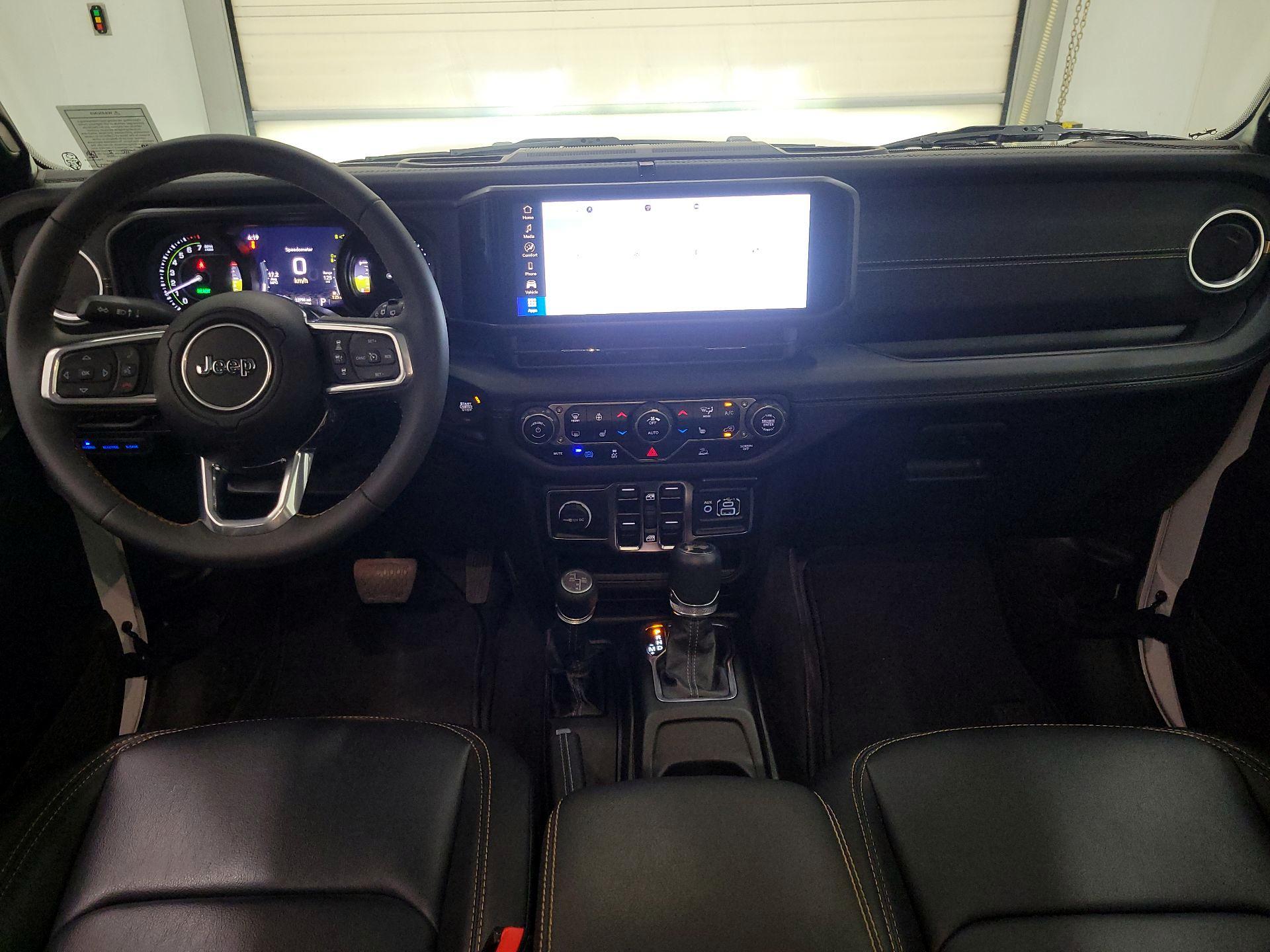 Thumbnail: 2024 Jeep Wrangler - 9