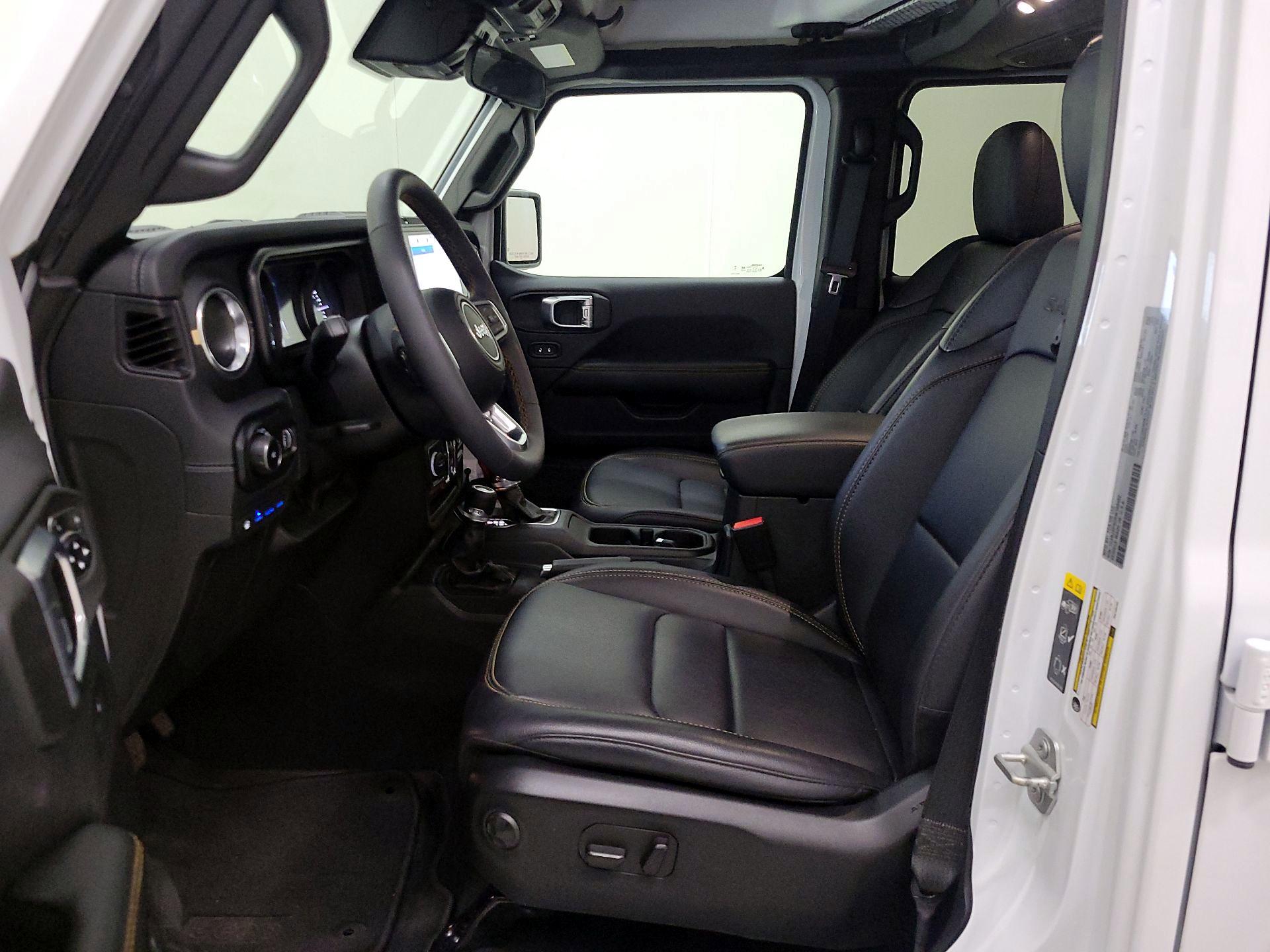 Thumbnail: 2024 Jeep Wrangler - 11