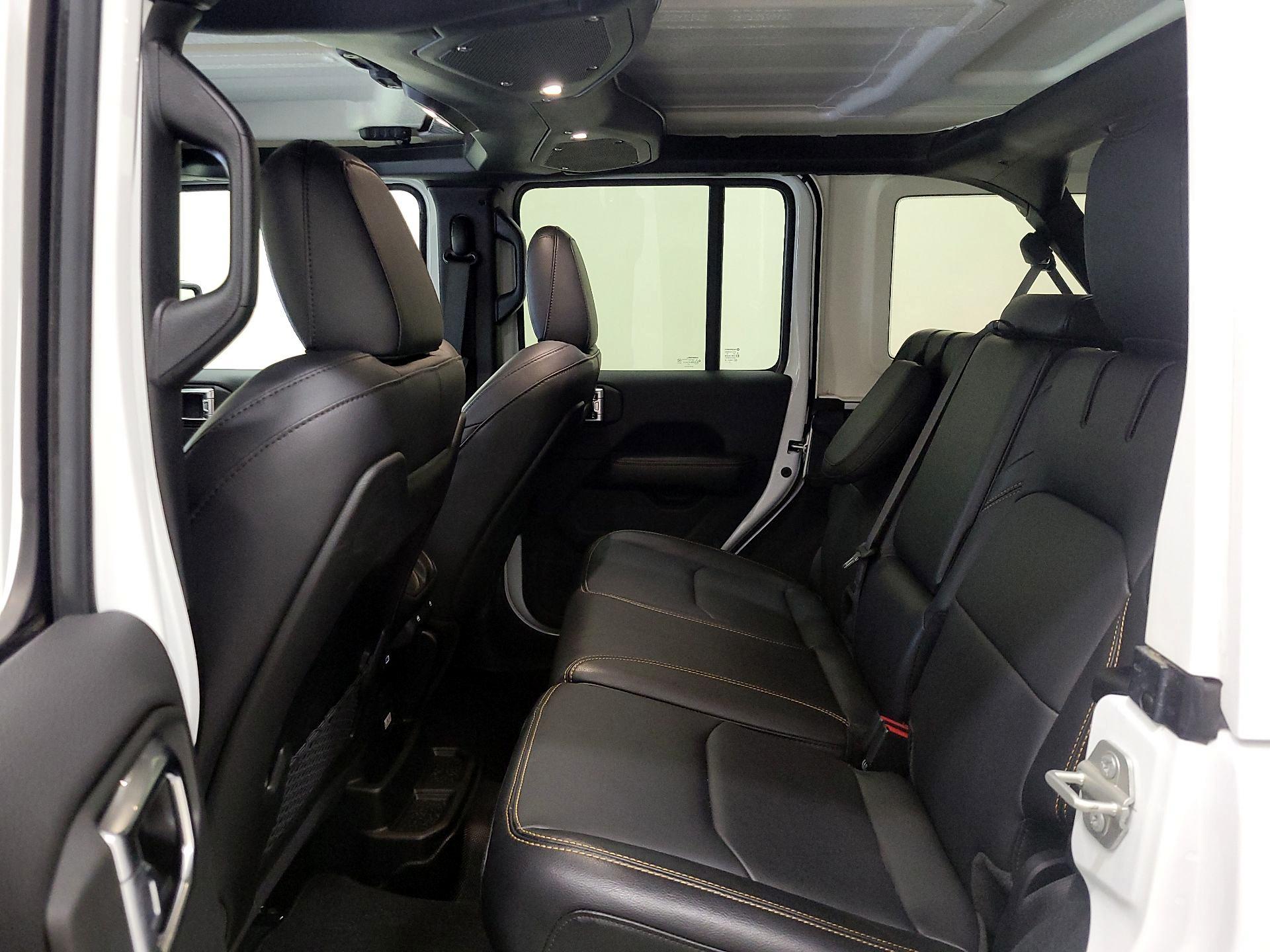 Thumbnail: 2024 Jeep Wrangler - 19