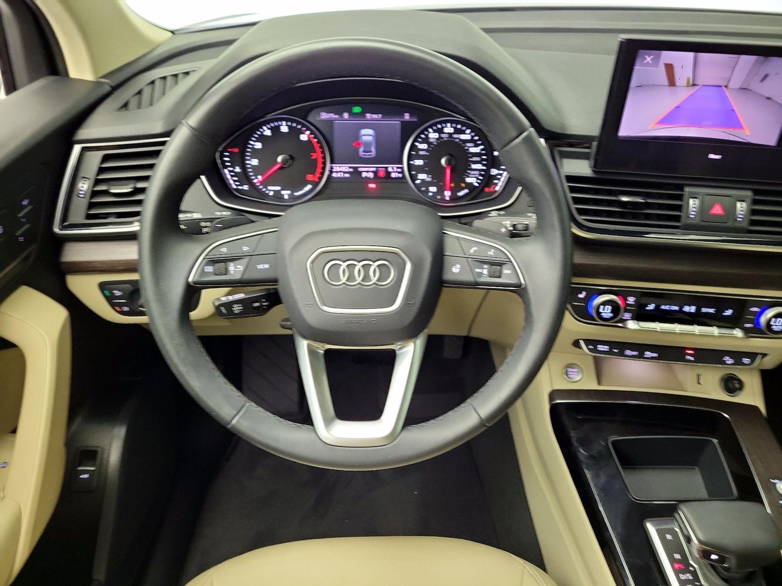 2023 Audi Q5 Premium - Photo 11