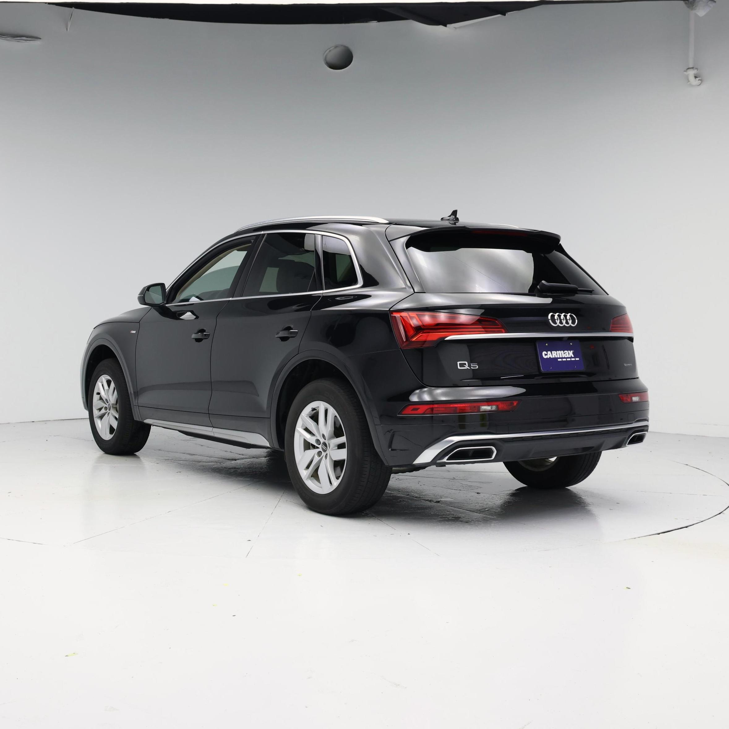 Thumbnail: 2023 Audi Q5 - 2