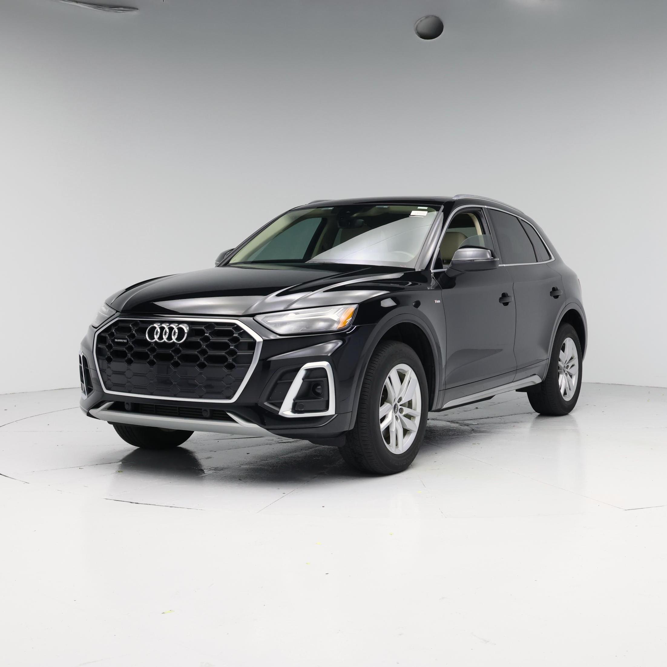 Thumbnail: 2023 Audi Q5 - 4