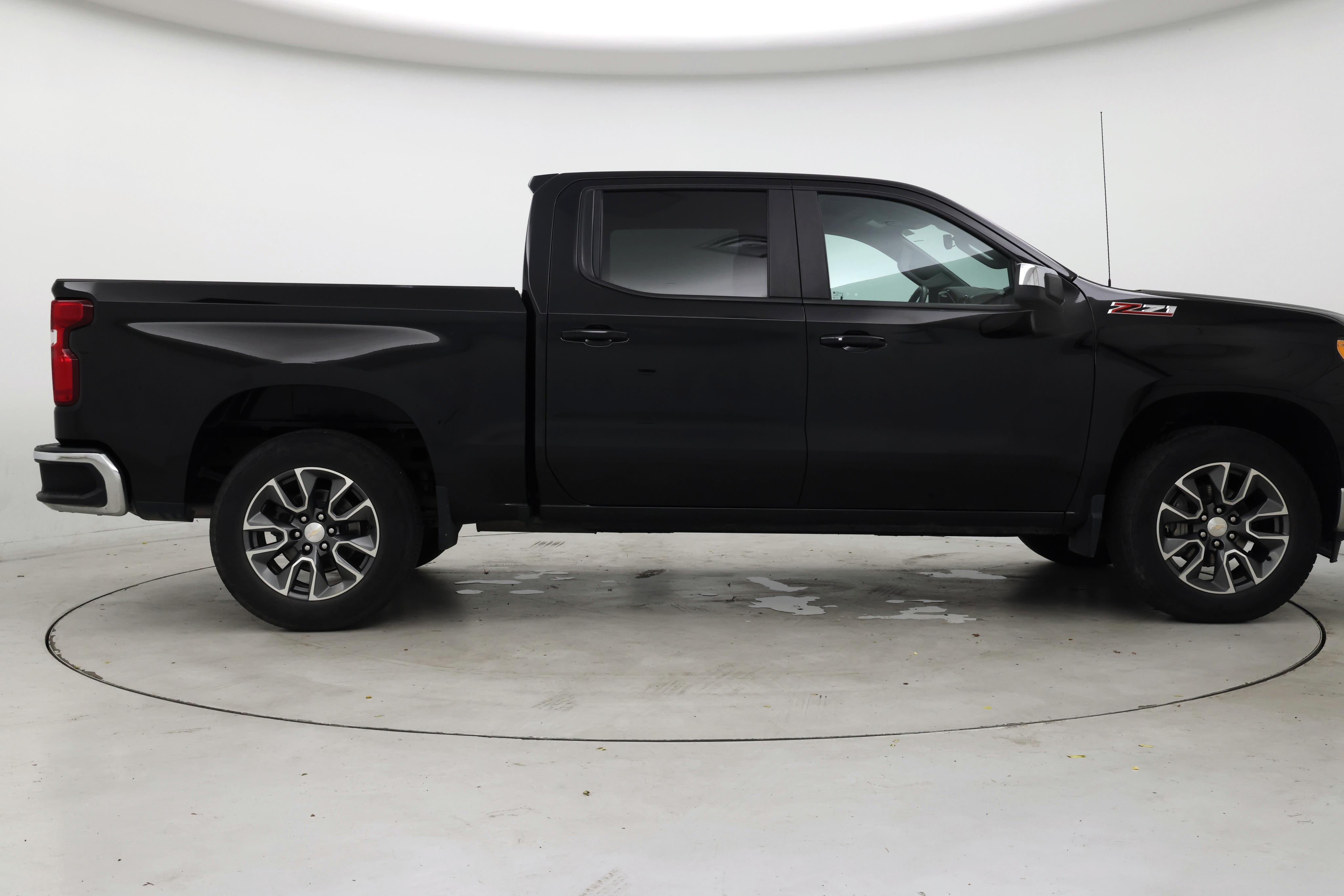 Thumbnail: 2023 Chevrolet Silverado 1500 - 7
