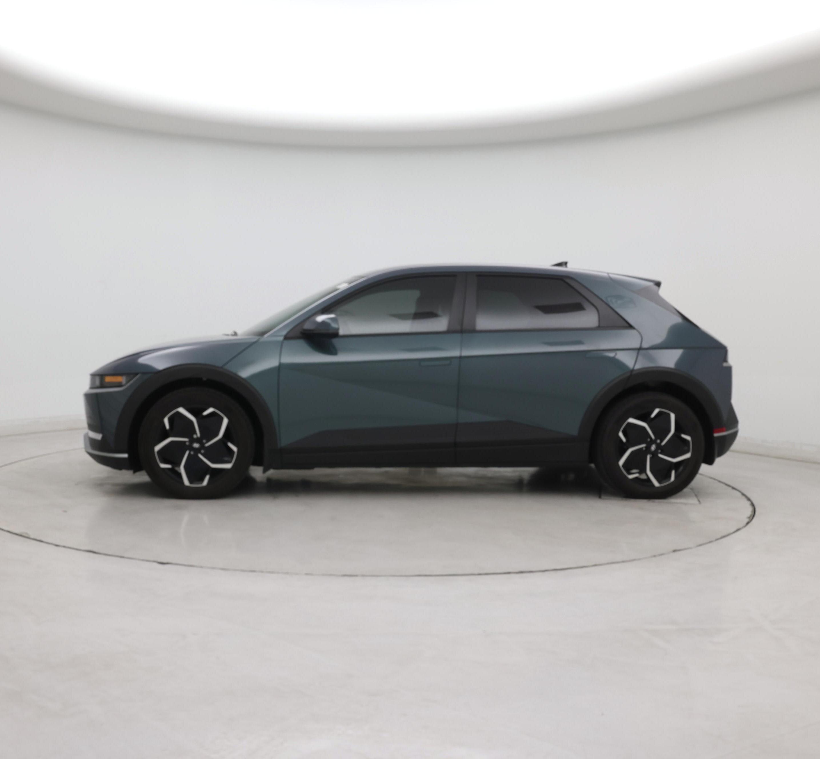 Thumbnail: 2024 Hyundai Ioniq 5 - 3