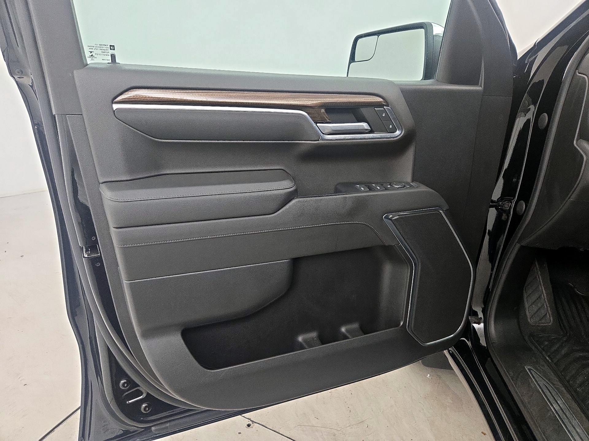 Thumbnail: 2022 Chevrolet Silverado 1500 - 12
