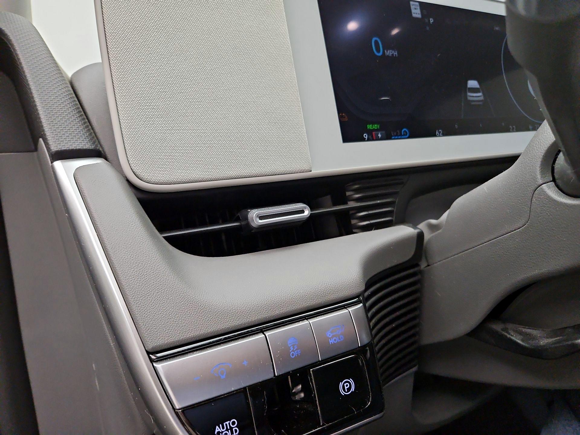 Thumbnail: 2024 Hyundai Ioniq 5 - 13