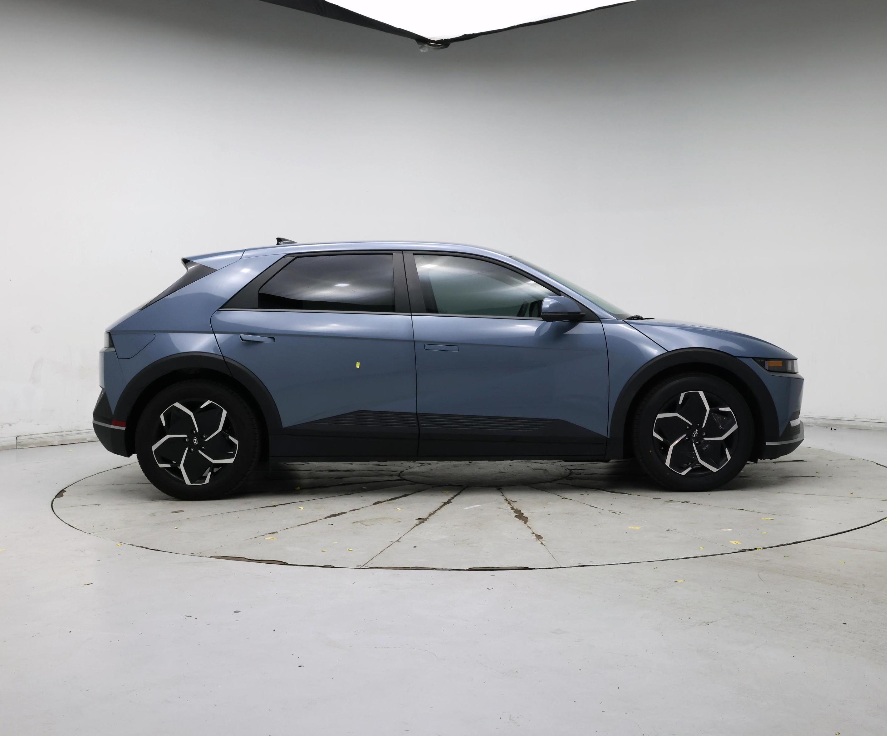 Thumbnail: 2024 Hyundai Ioniq 5 - 7