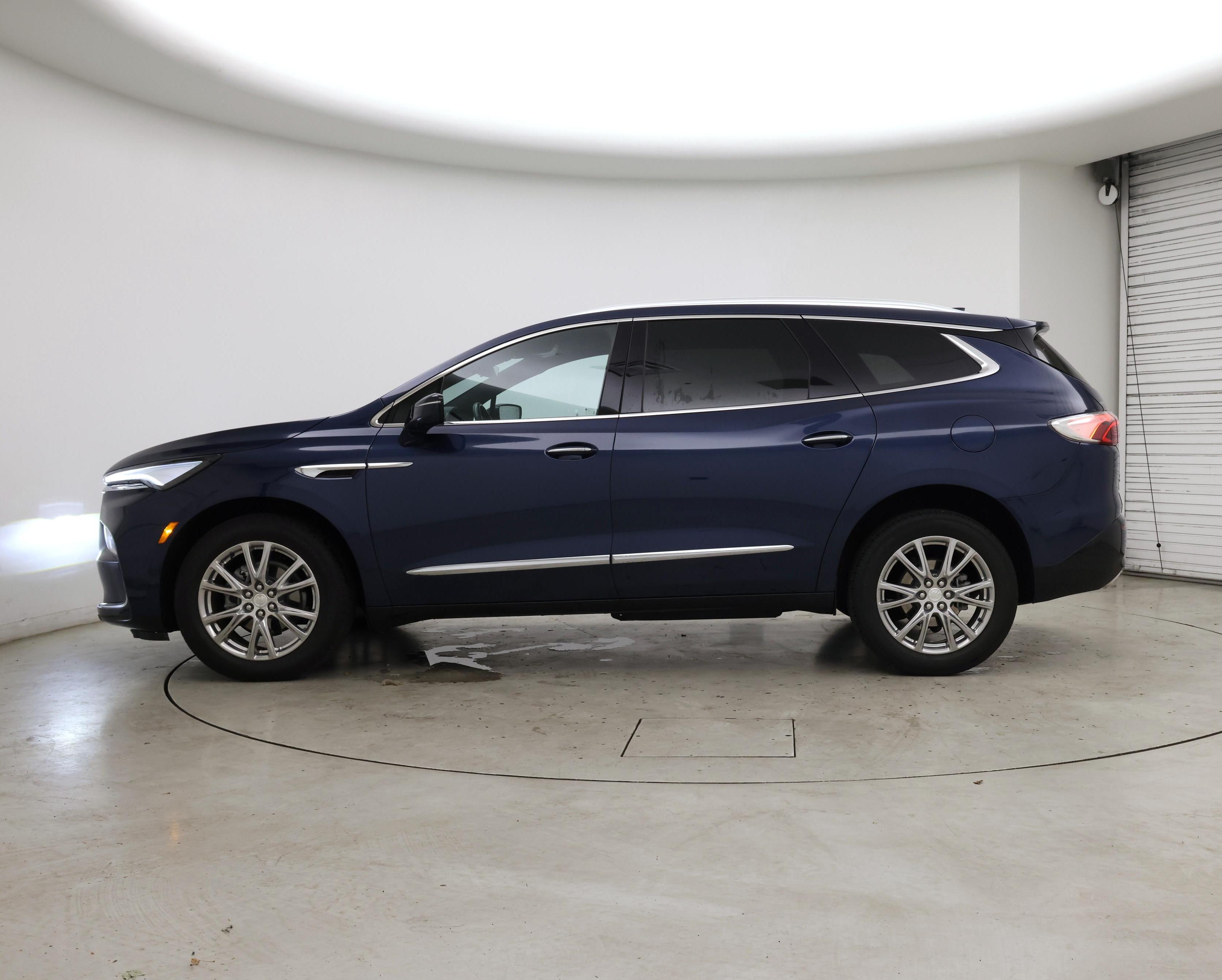 Thumbnail: 2022 Buick Enclave - 3