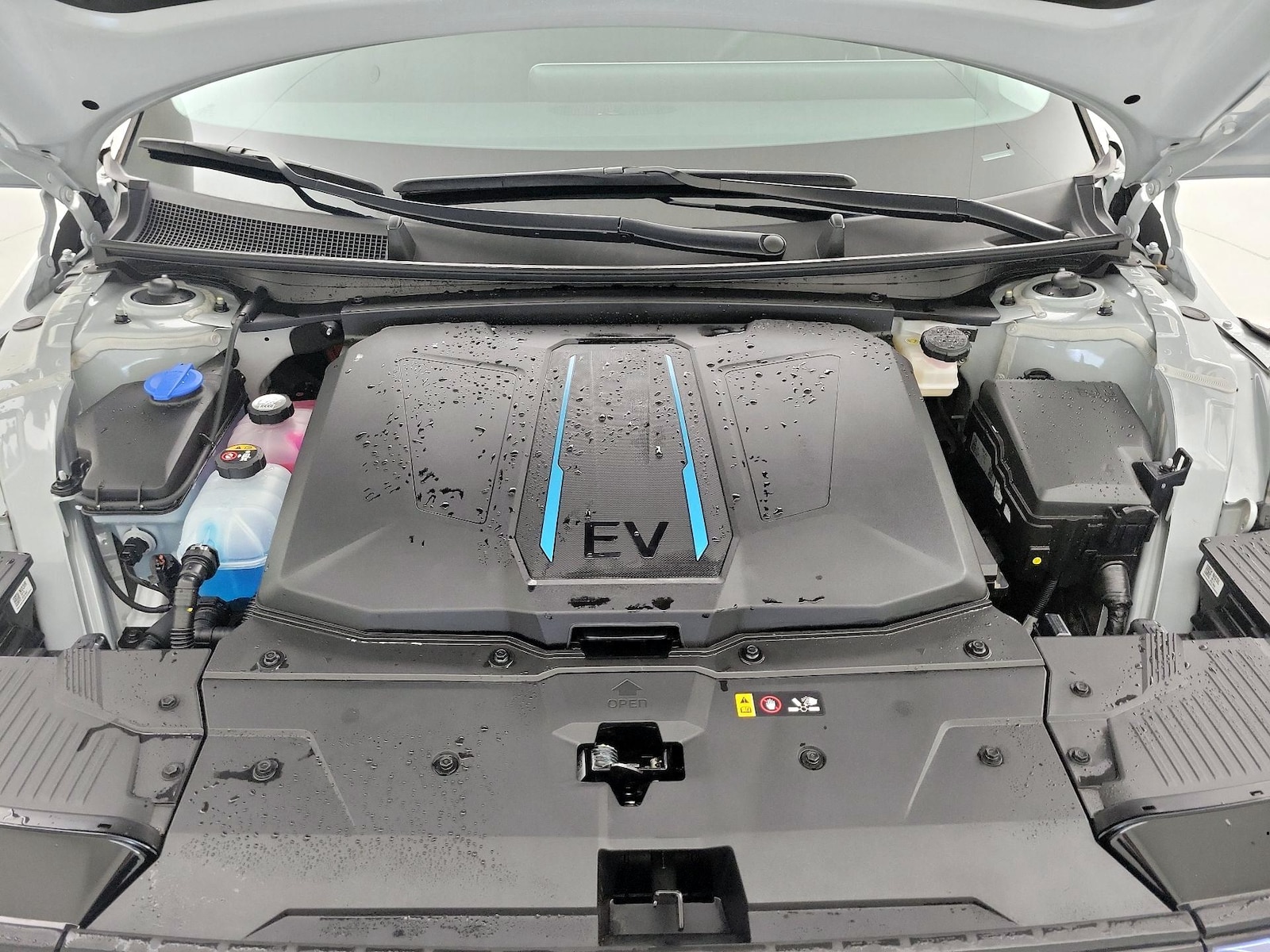 2024 Hyundai IONIQ 5 SEL - Photo 23