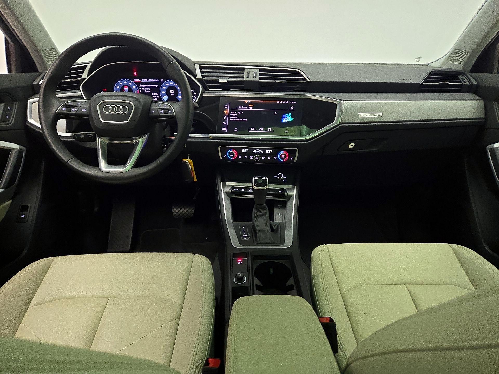 Thumbnail: 2024 Audi Q3 - 9