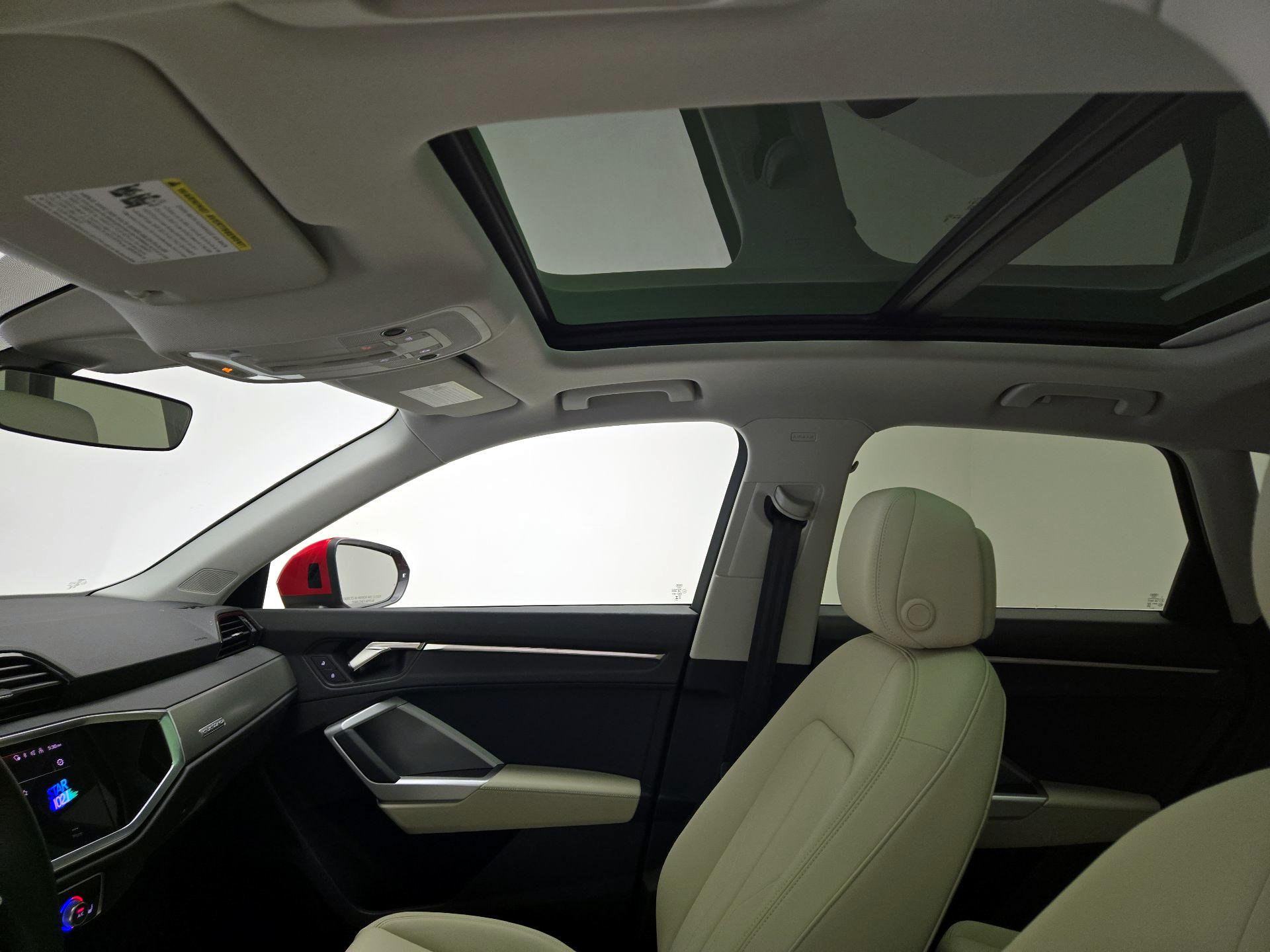 Thumbnail: 2024 Audi Q3 - 18