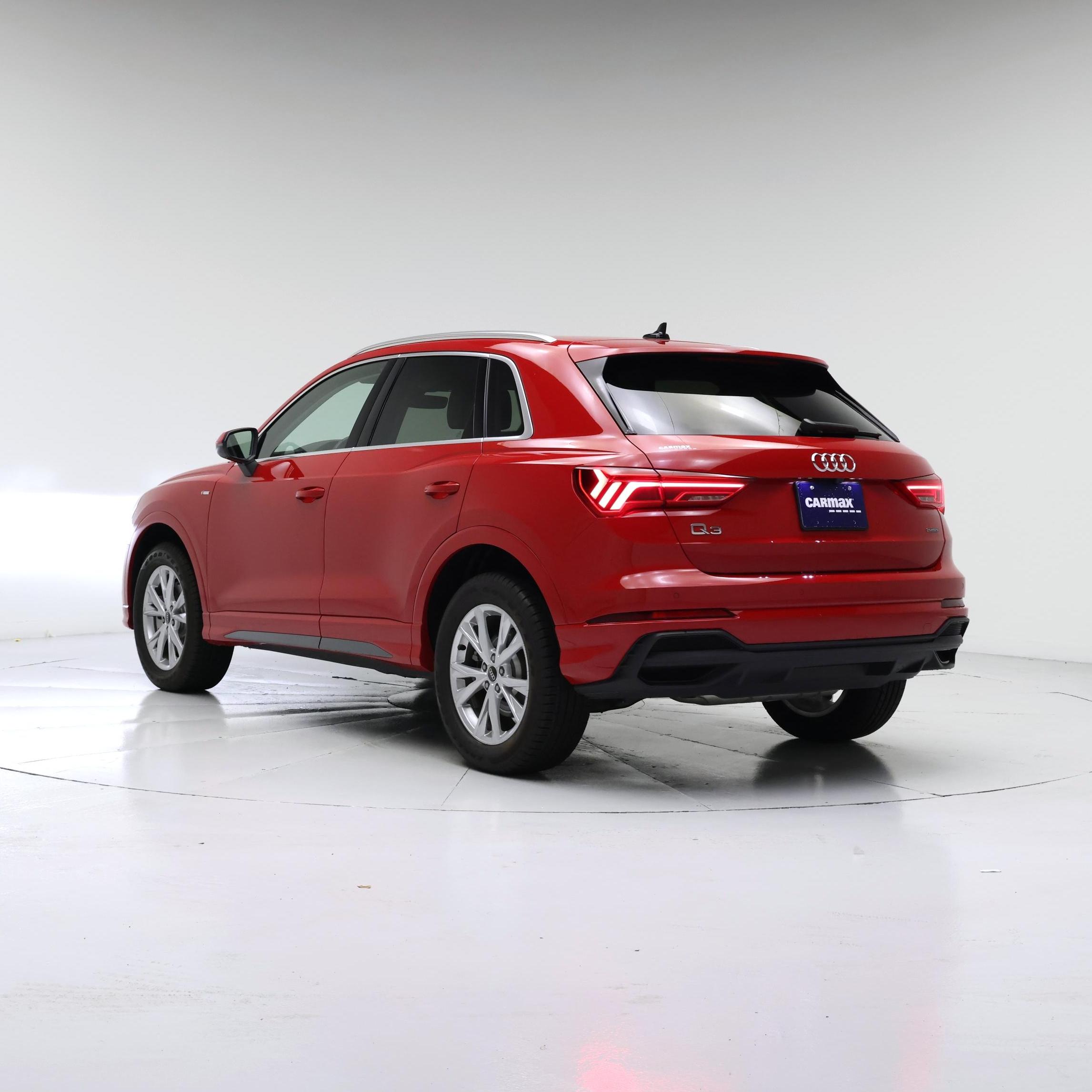 Thumbnail: 2024 Audi Q3 - 2