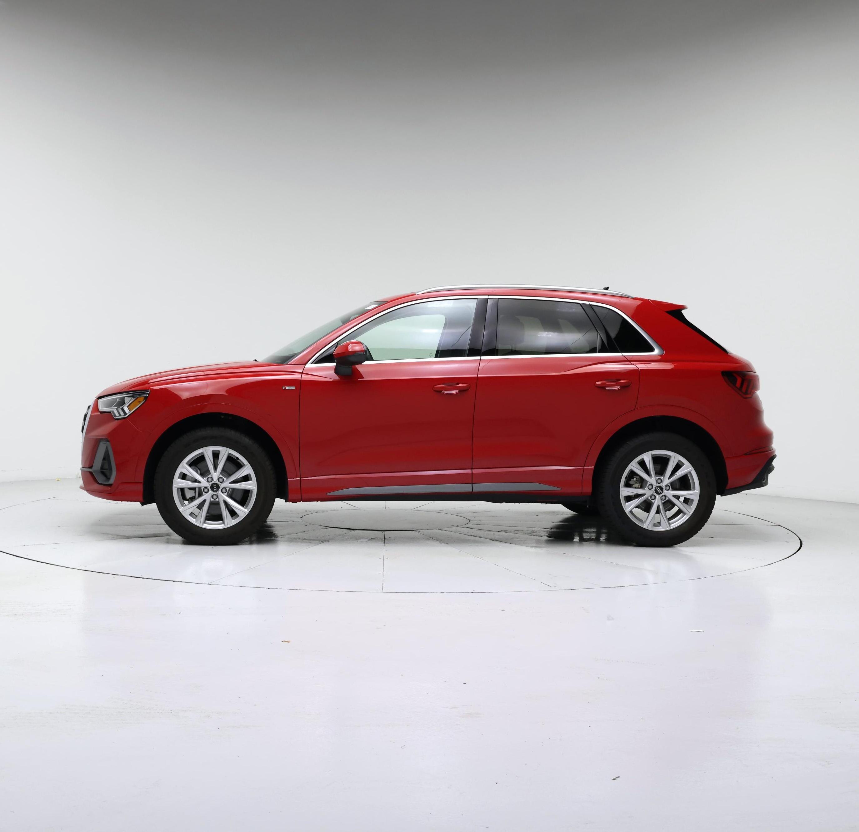 Thumbnail: 2024 Audi Q3 - 3